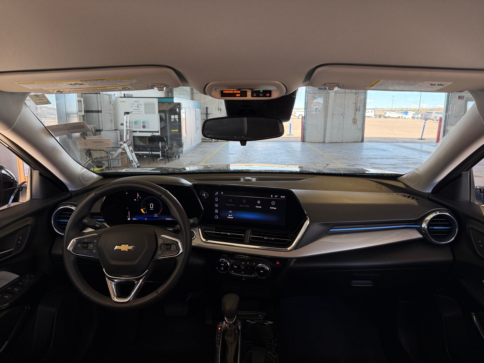 Thumbnail: 2025 Chevrolet Trax - 3