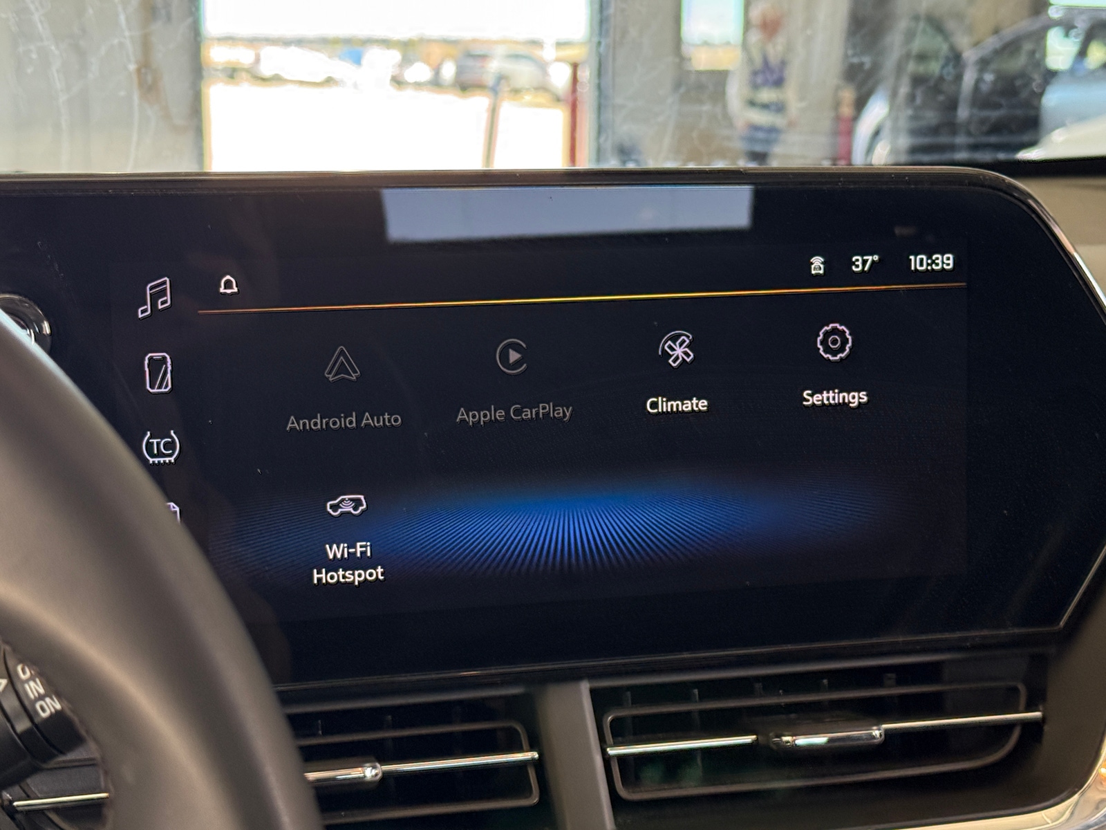 Thumbnail: 2025 Chevrolet Trax - 4