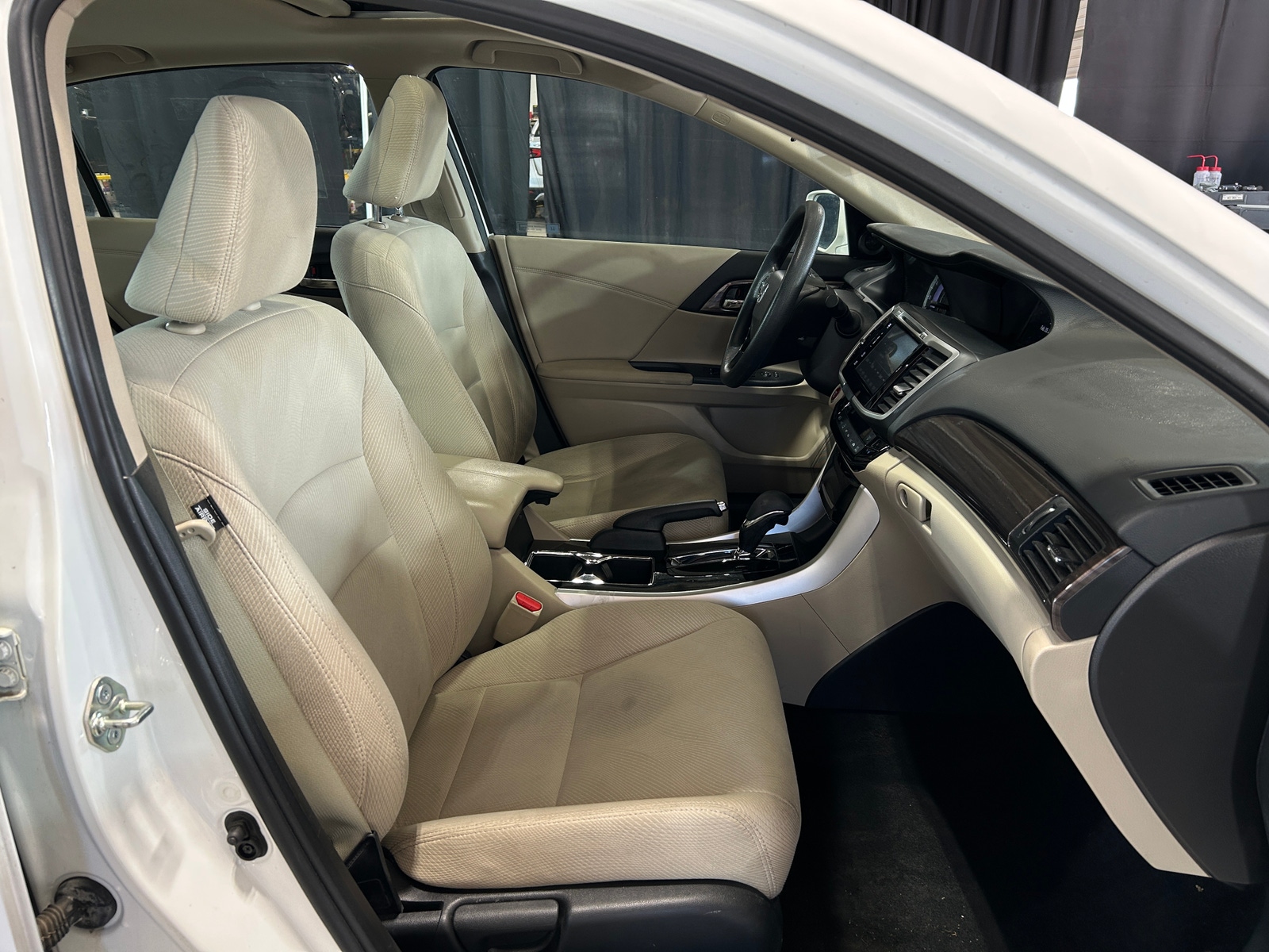 Thumbnail: 2017 Honda Accord - 2