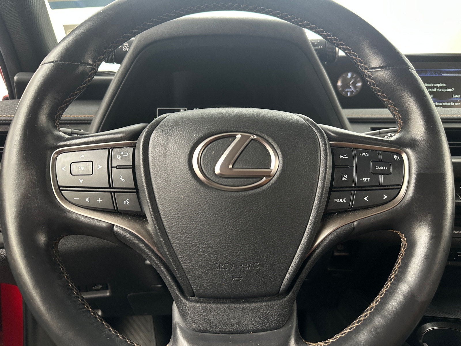Thumbnail: 2019 Lexus UX - 4