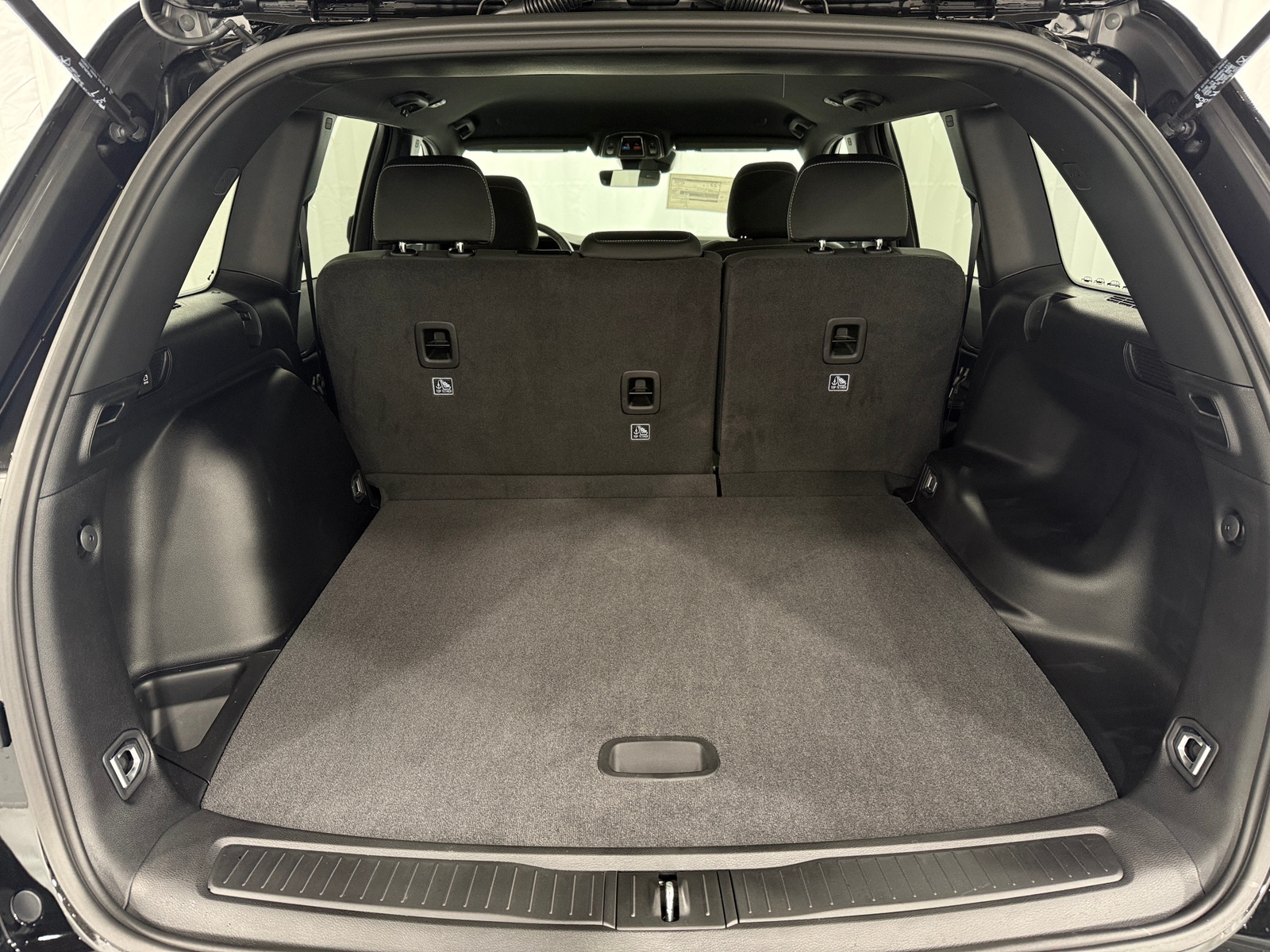 Thumbnail: 2026 Jeep Grand Cherokee - 7