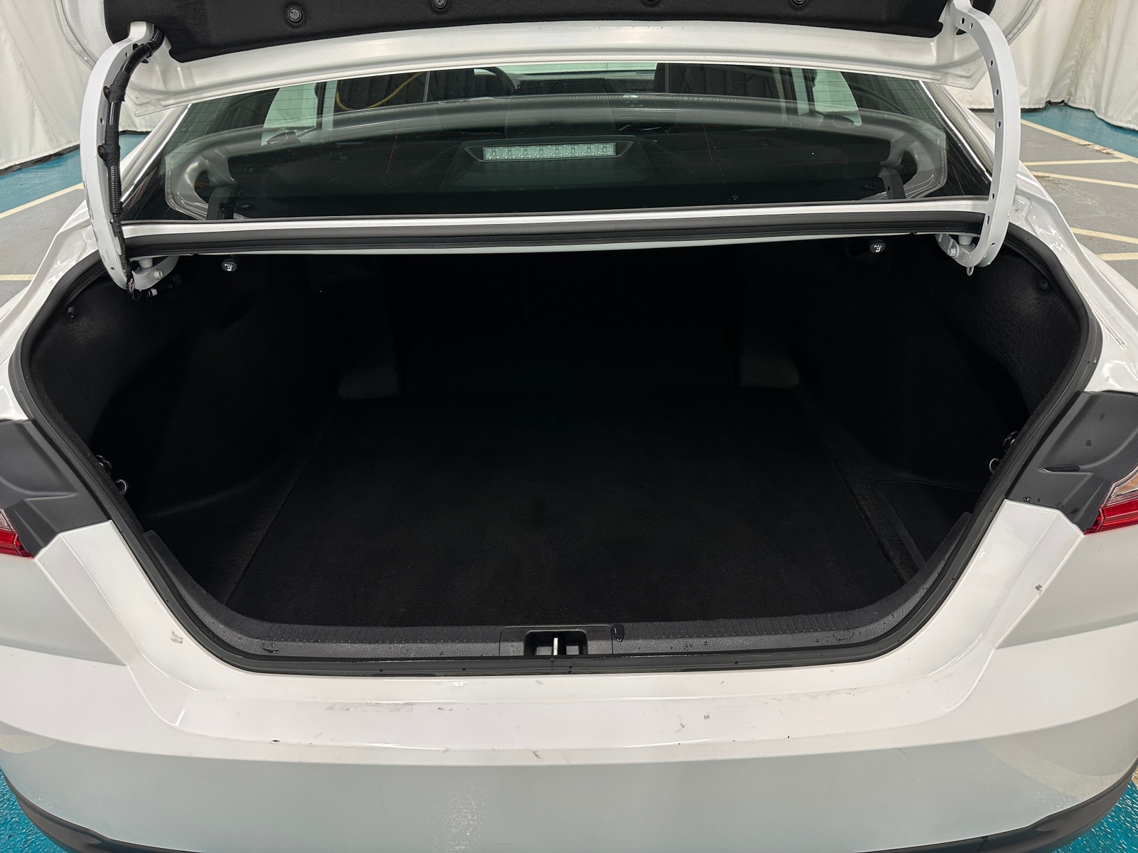 Thumbnail: 2025 Toyota Camry - 7