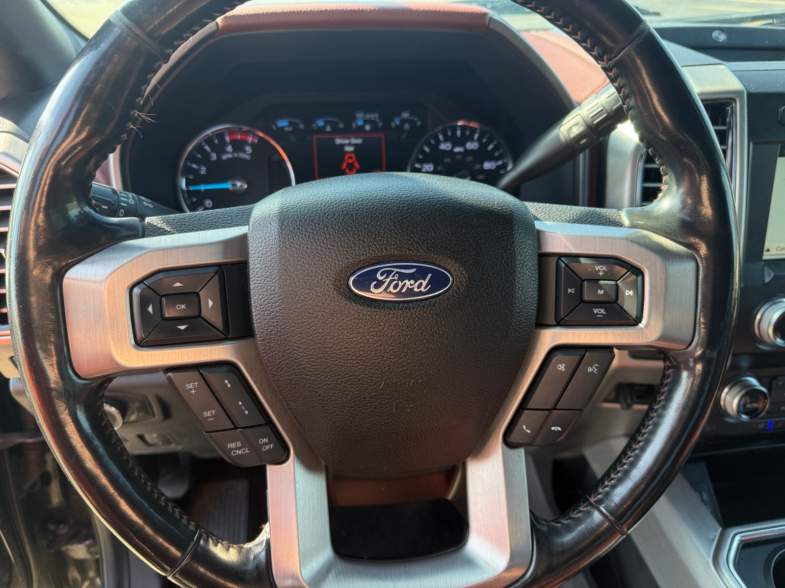 Thumbnail: 2019 Ford Econoline - 4