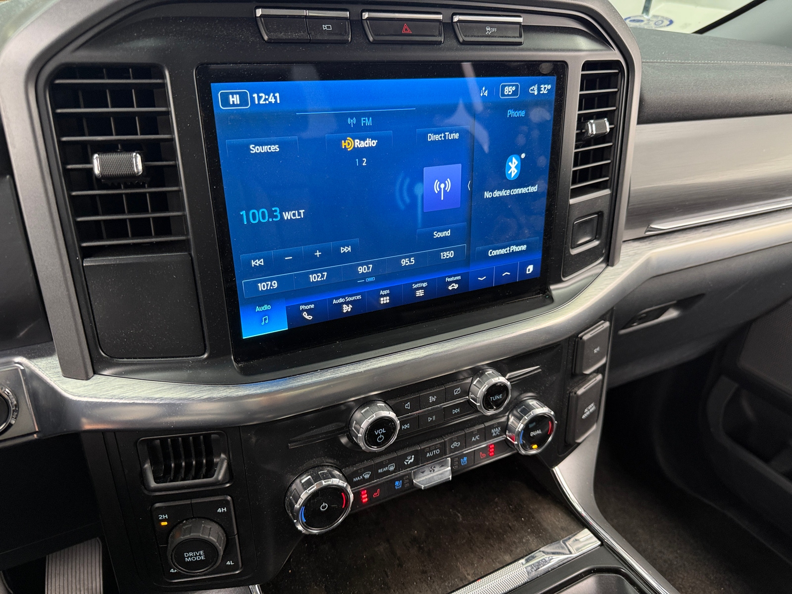 Thumbnail: 2022 Ford Econoline - 3