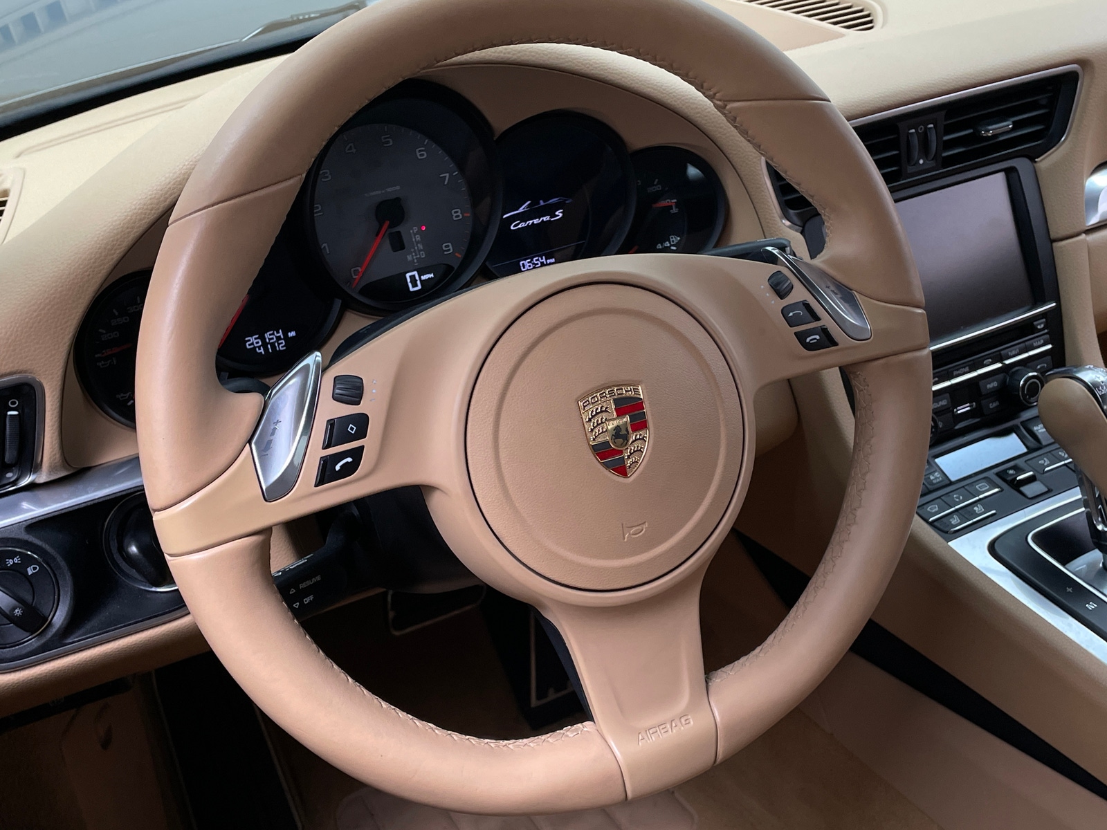 Thumbnail: 2013 Porsche 911 - 4