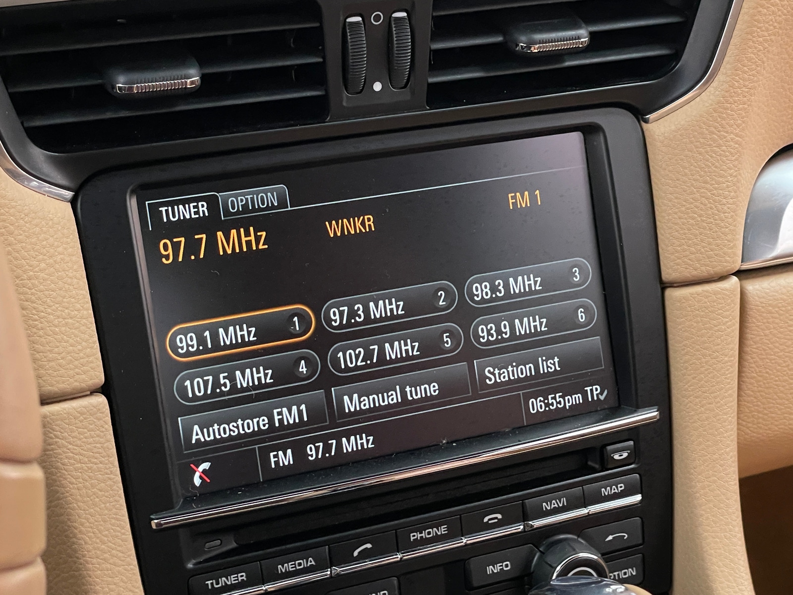 Thumbnail: 2013 Porsche 911 - 3