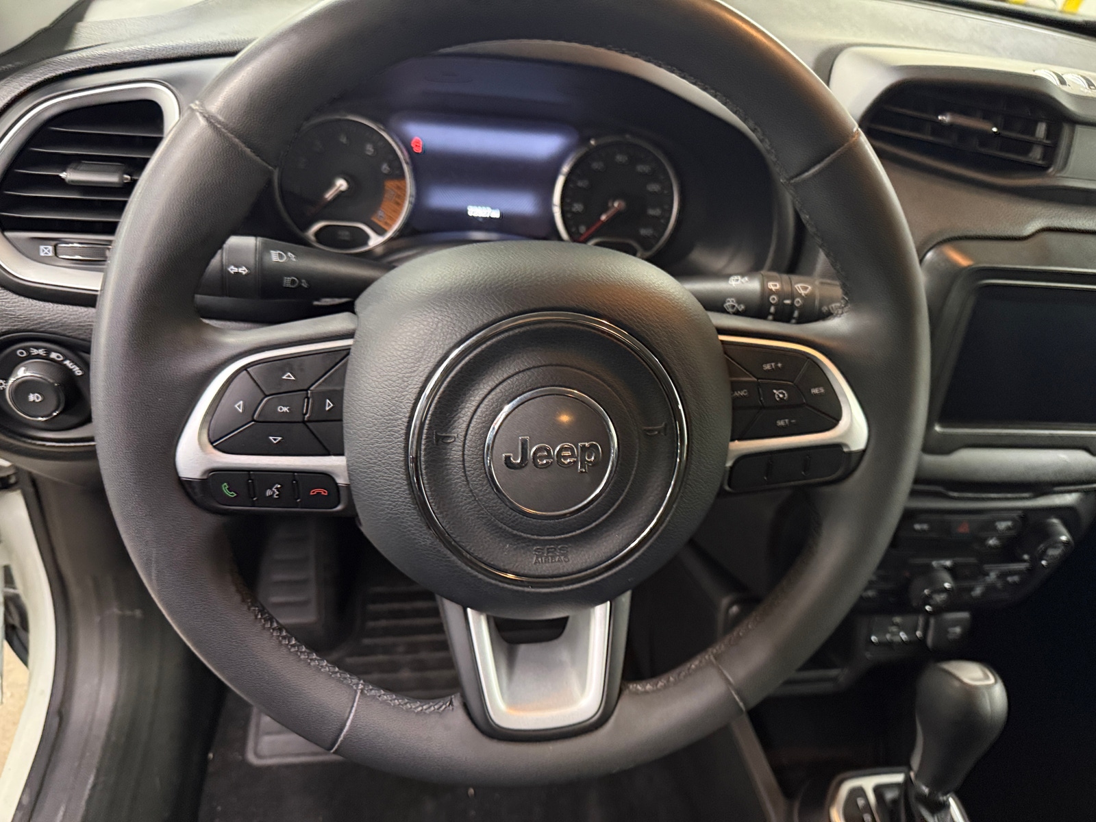 Thumbnail: 2021 Jeep Renegade - 5