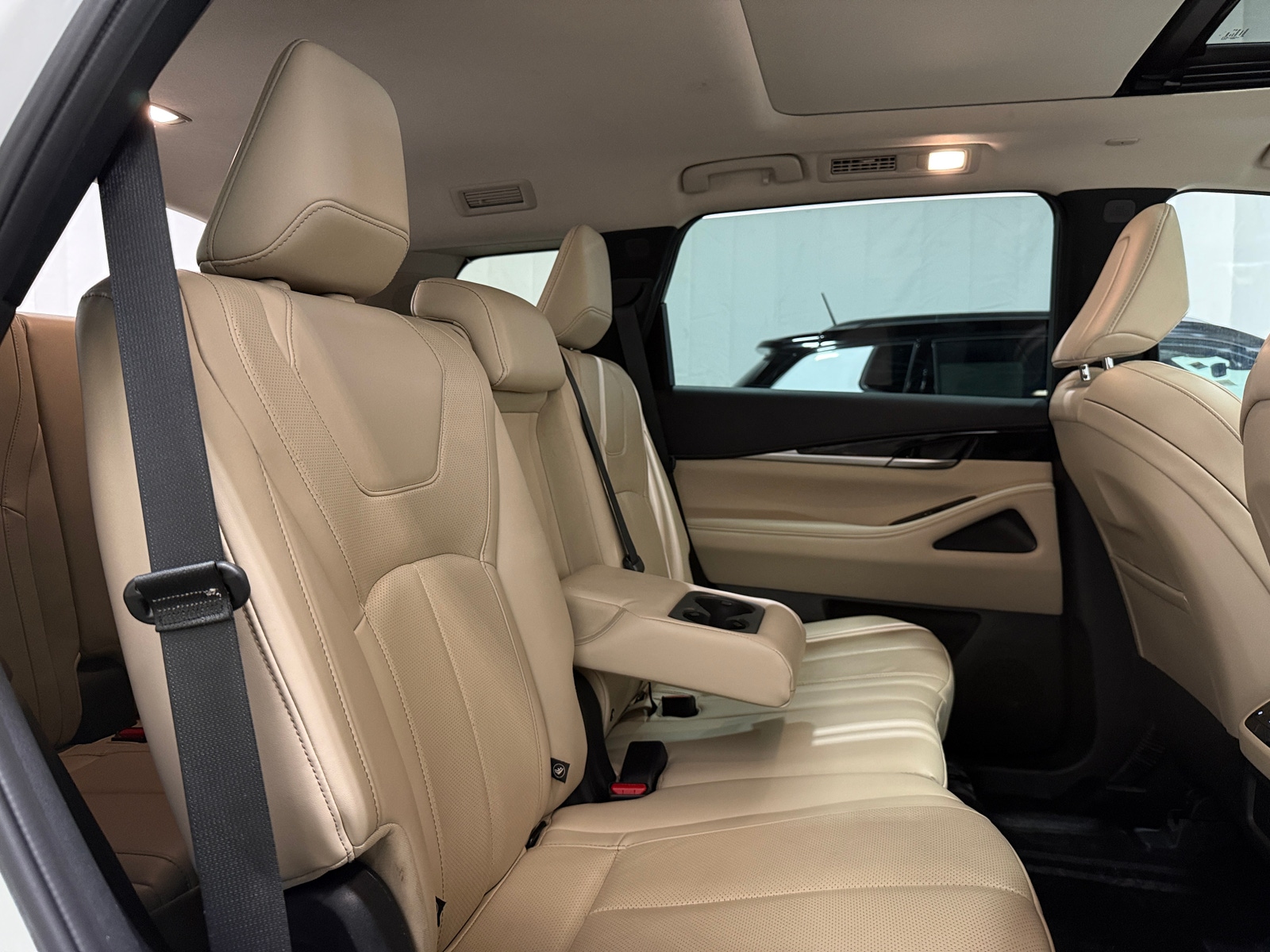 Thumbnail: 2025 INFINITI QX60 - 5