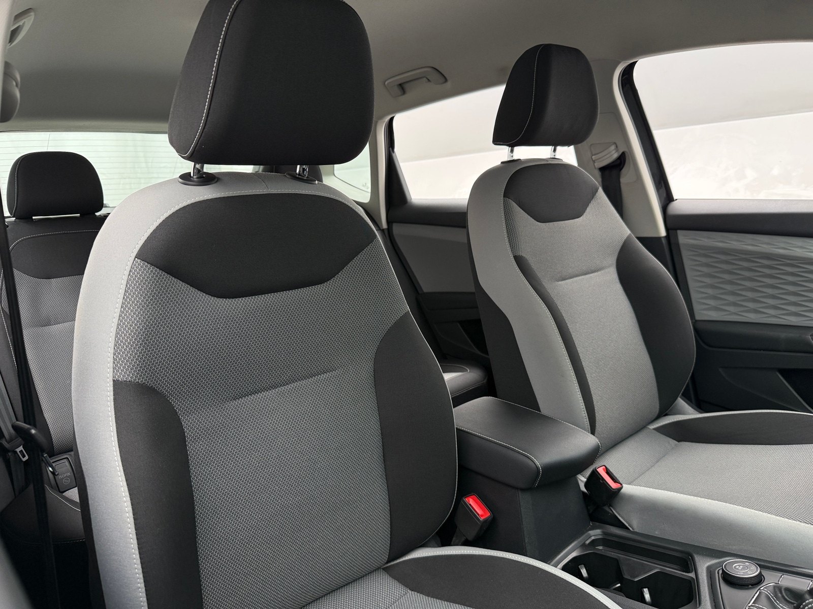 Thumbnail: 2022 Volkswagen Taos - 2