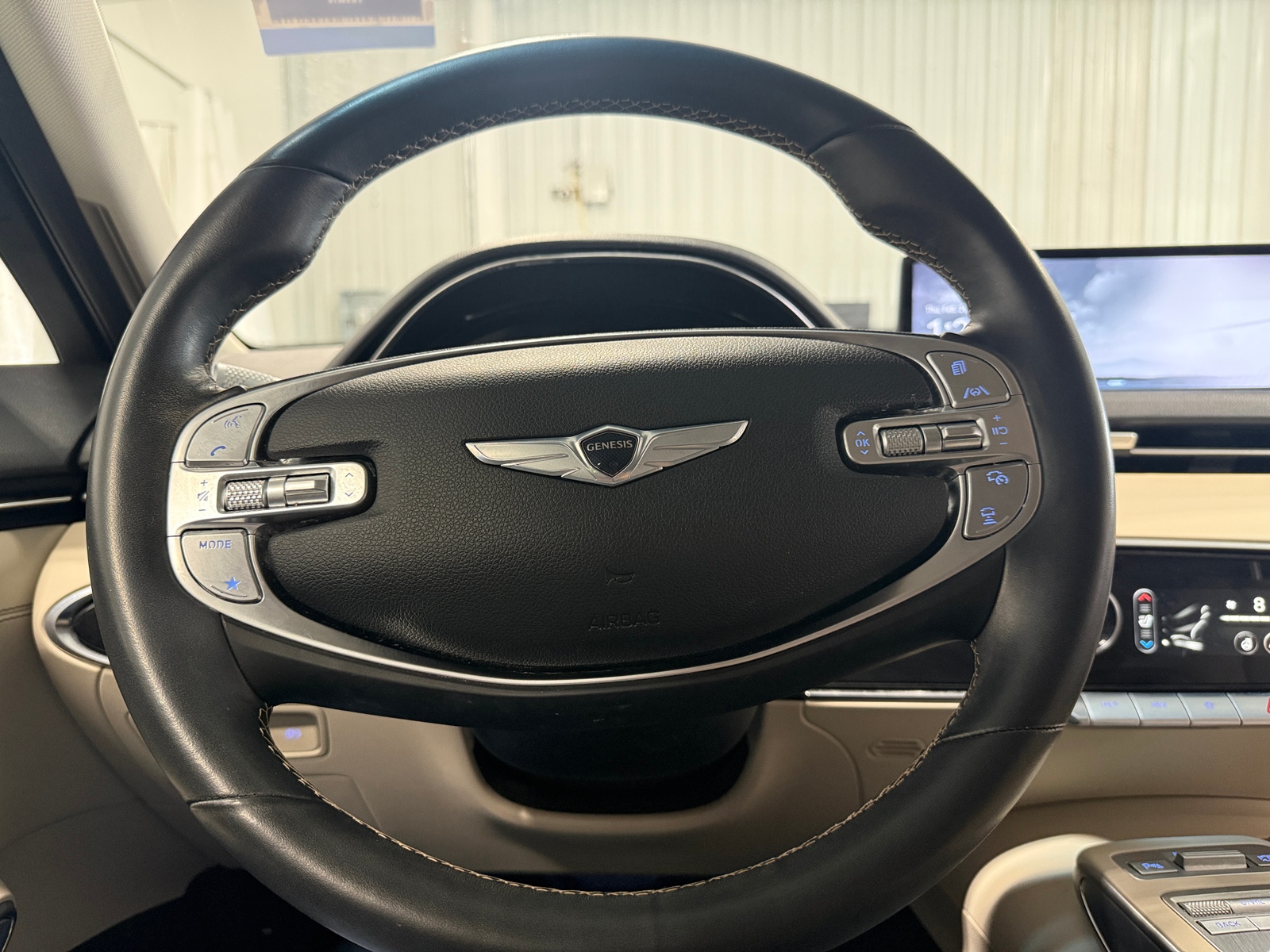 Thumbnail: 2023 Genesis GV70 - 4