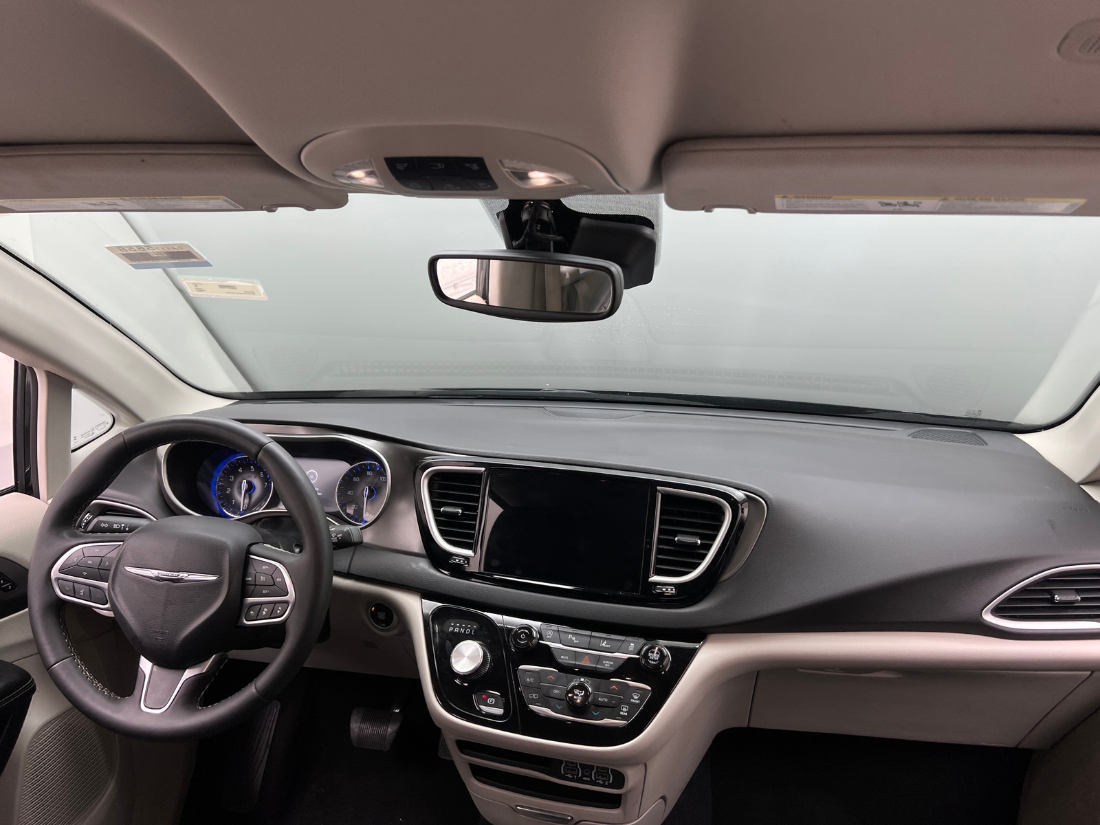 Thumbnail: 2024 Chrysler Pacifica - 2