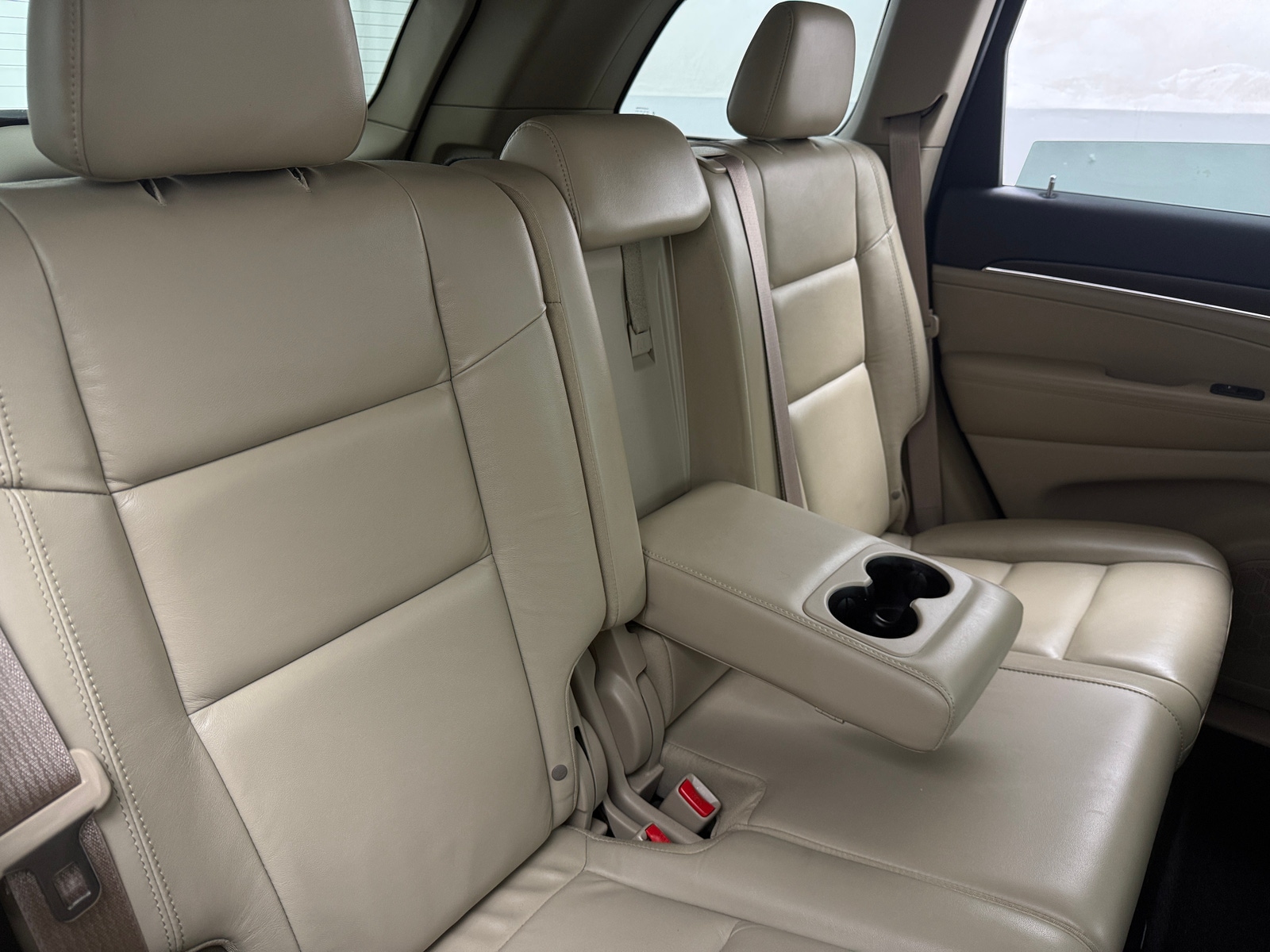 Thumbnail: 2018 Jeep Grand Cherokee - 5