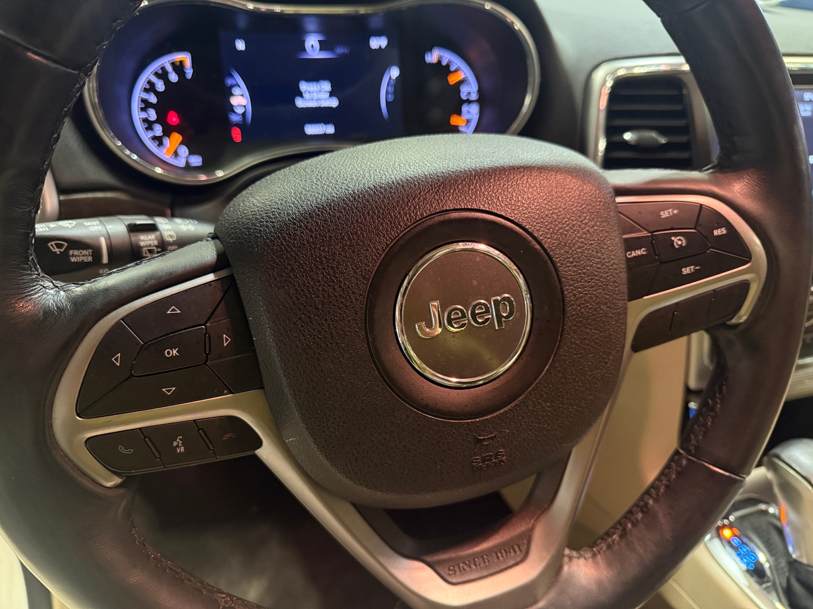 Thumbnail: 2018 Jeep Grand Cherokee - 4