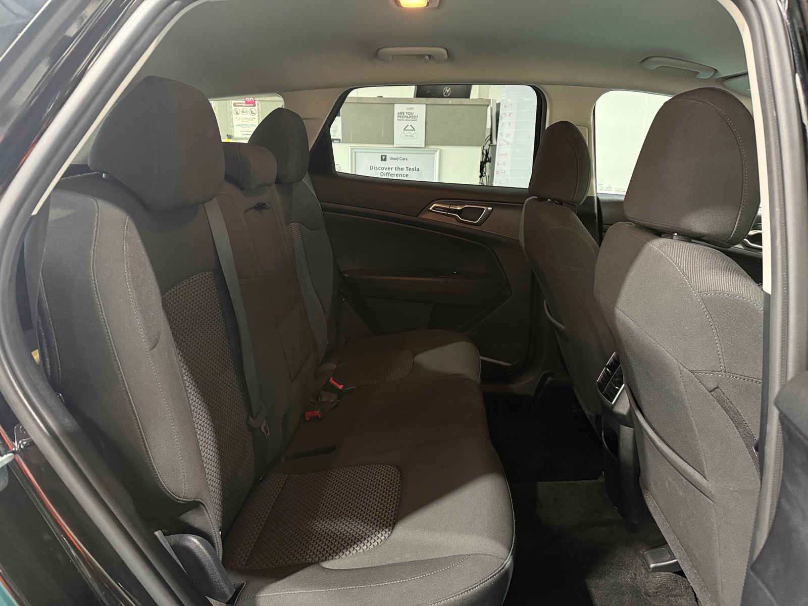 Thumbnail: 2023 Kia Sportage - 6