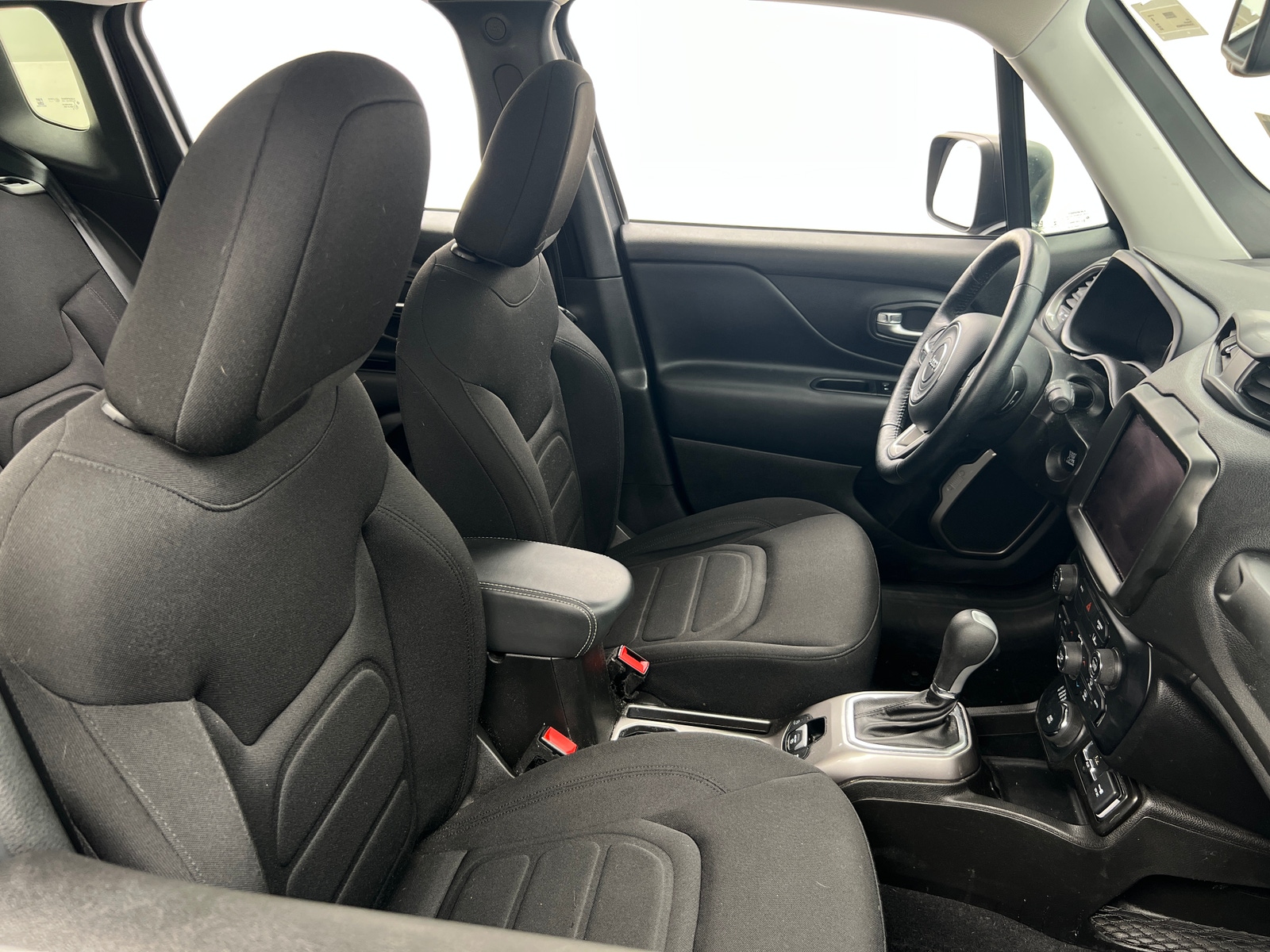 Thumbnail: 2022 Jeep Renegade - 2