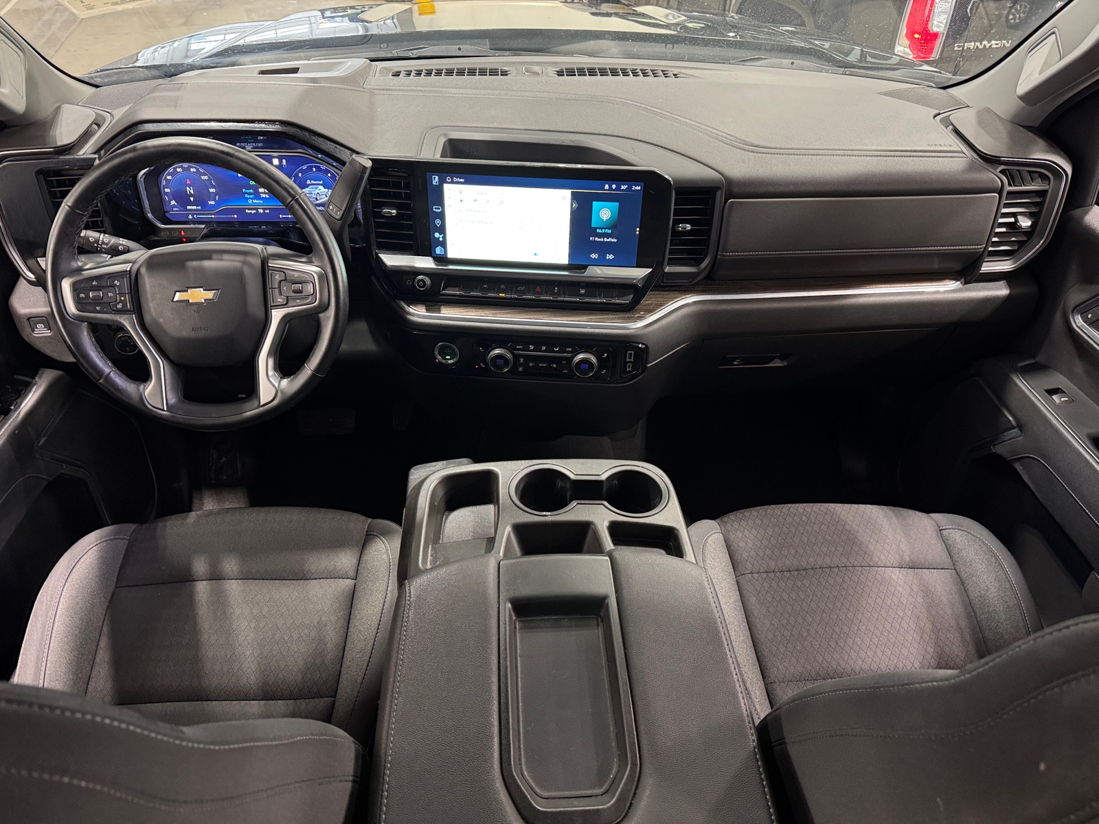 Thumbnail: 2023 Chevrolet Silverado 1500 - 3