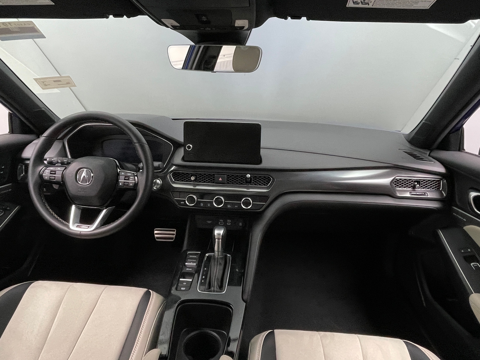 Thumbnail: 2025 Acura Integra - 2