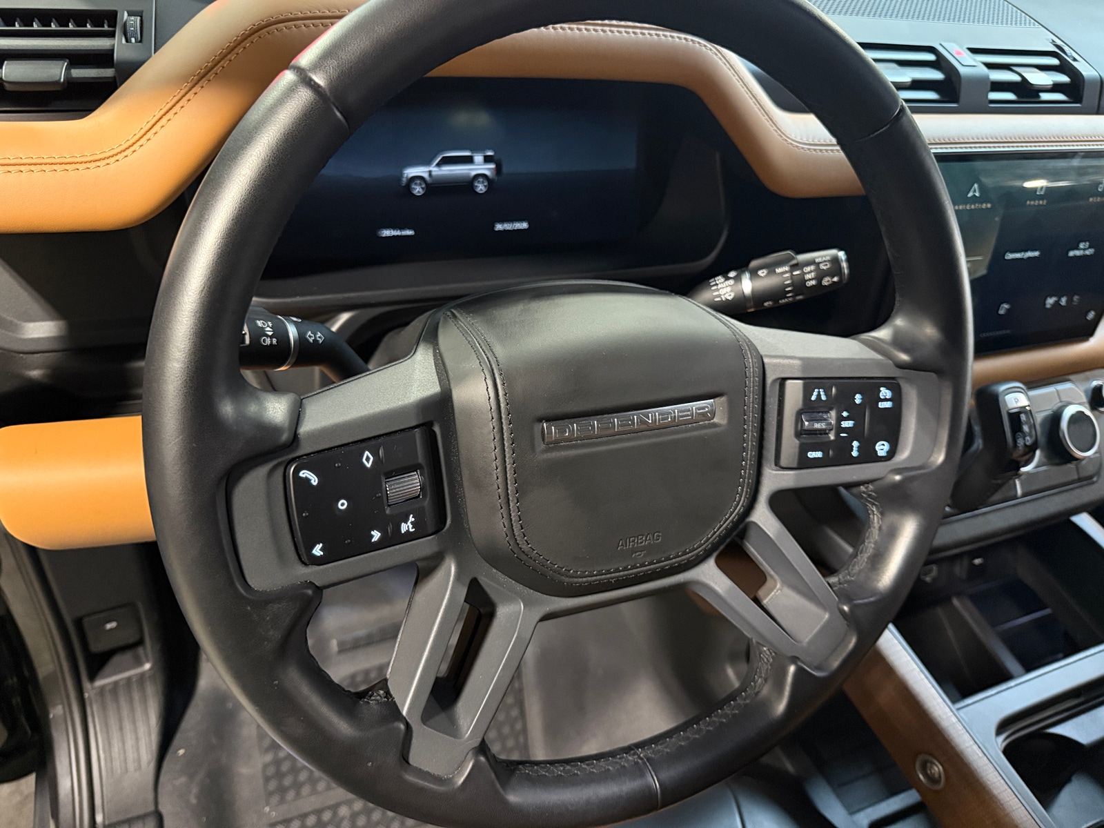 Thumbnail: 2024 Land Rover Defender - 4