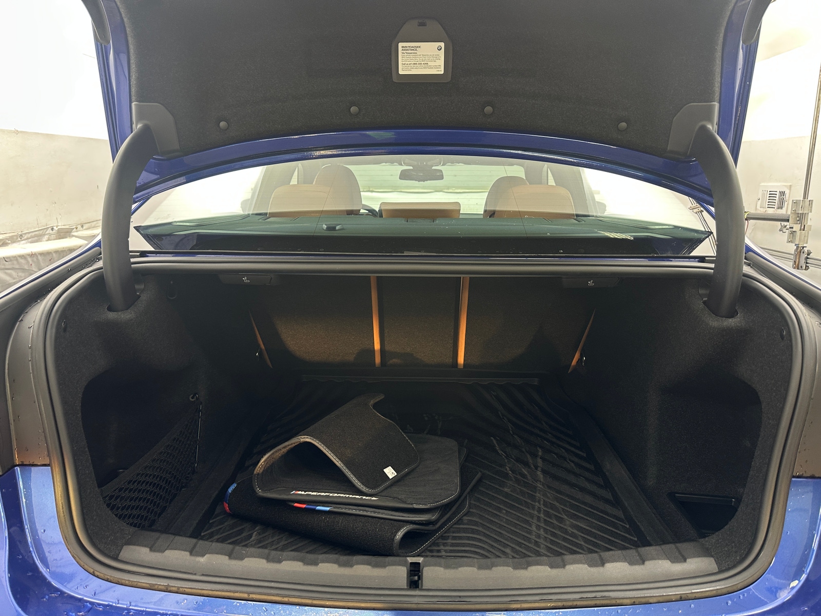 Thumbnail: 2024 BMW 3 Series - 6