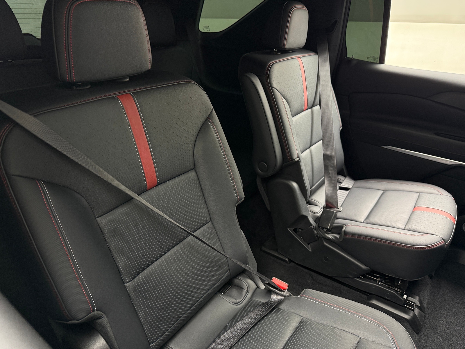 Thumbnail: 2024 Chevrolet Traverse - 5