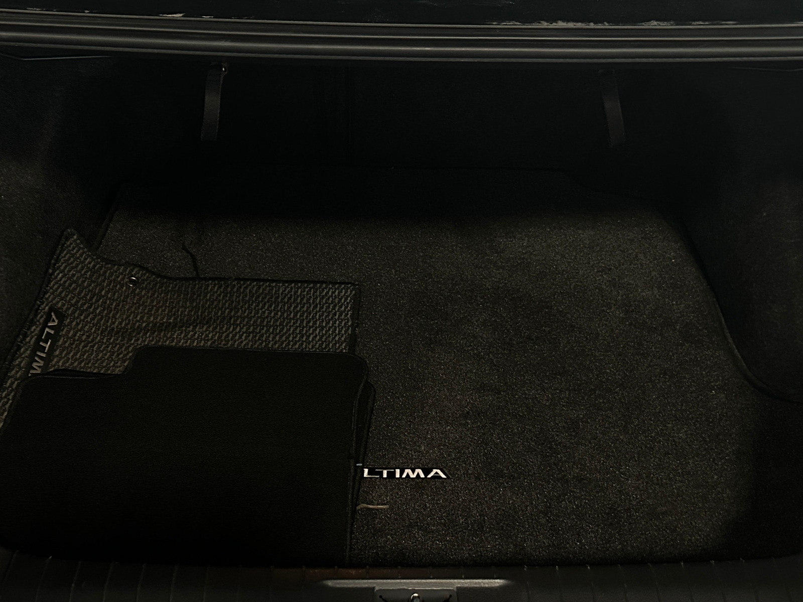 Thumbnail: 2018 Nissan Altima - 7