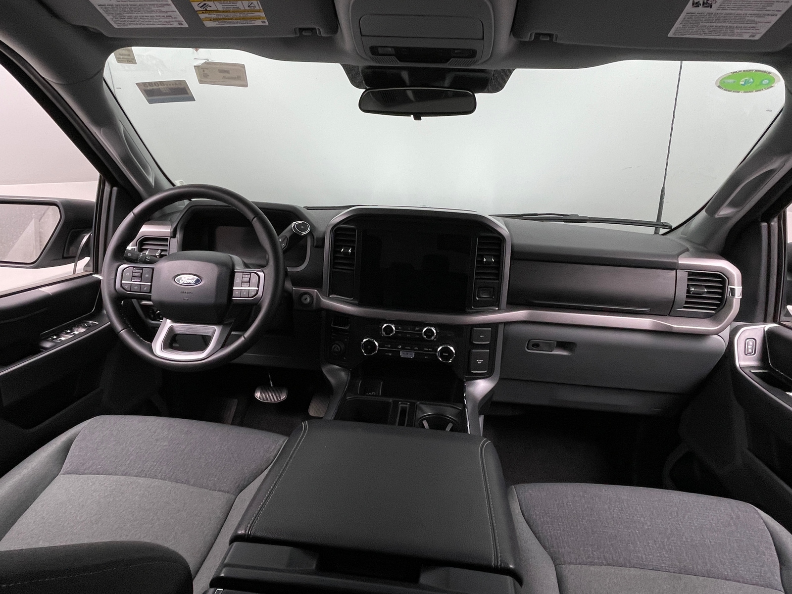 Thumbnail: 2025 Ford Econoline - 3