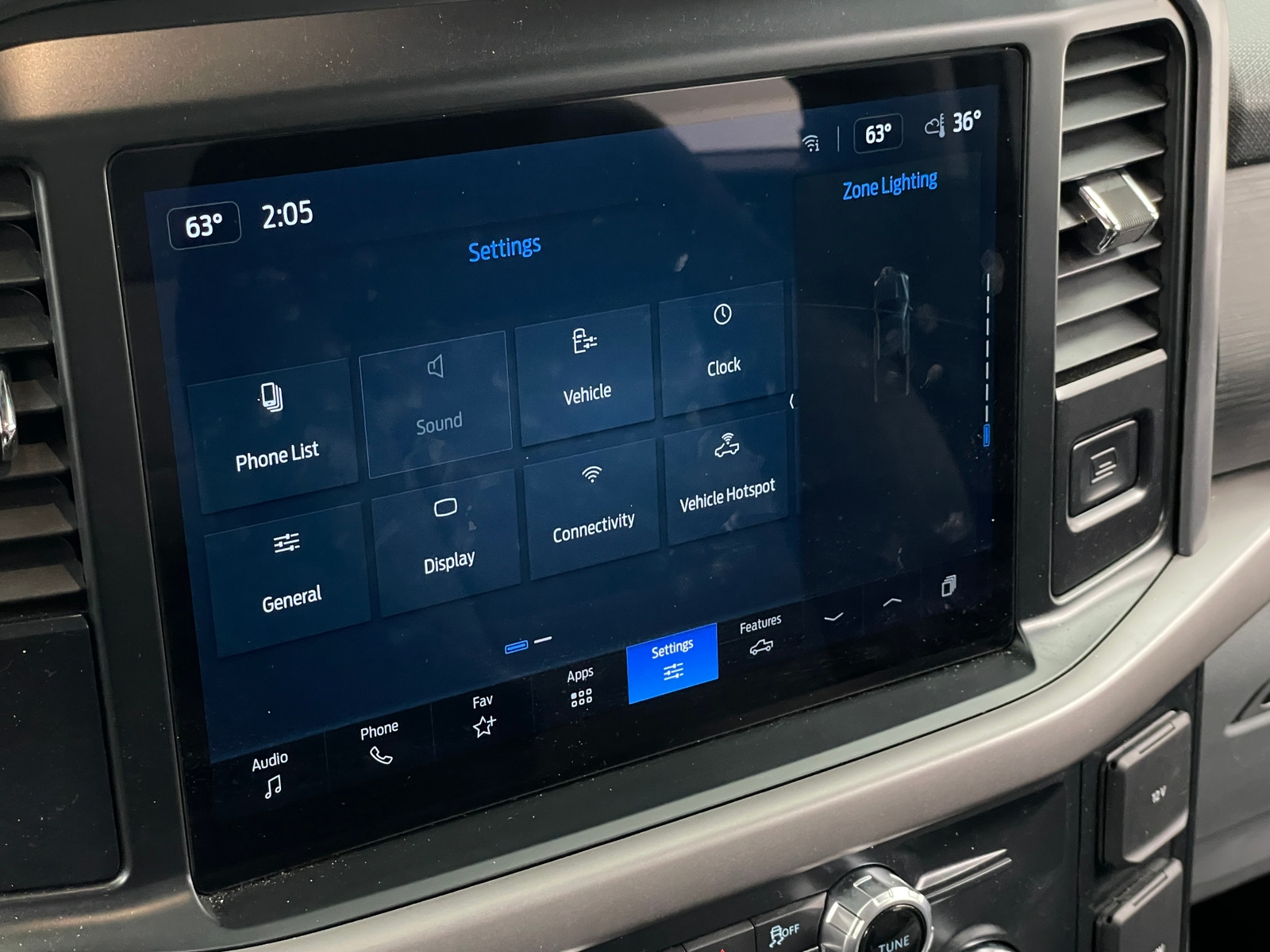 Thumbnail: 2025 Ford Econoline - 4