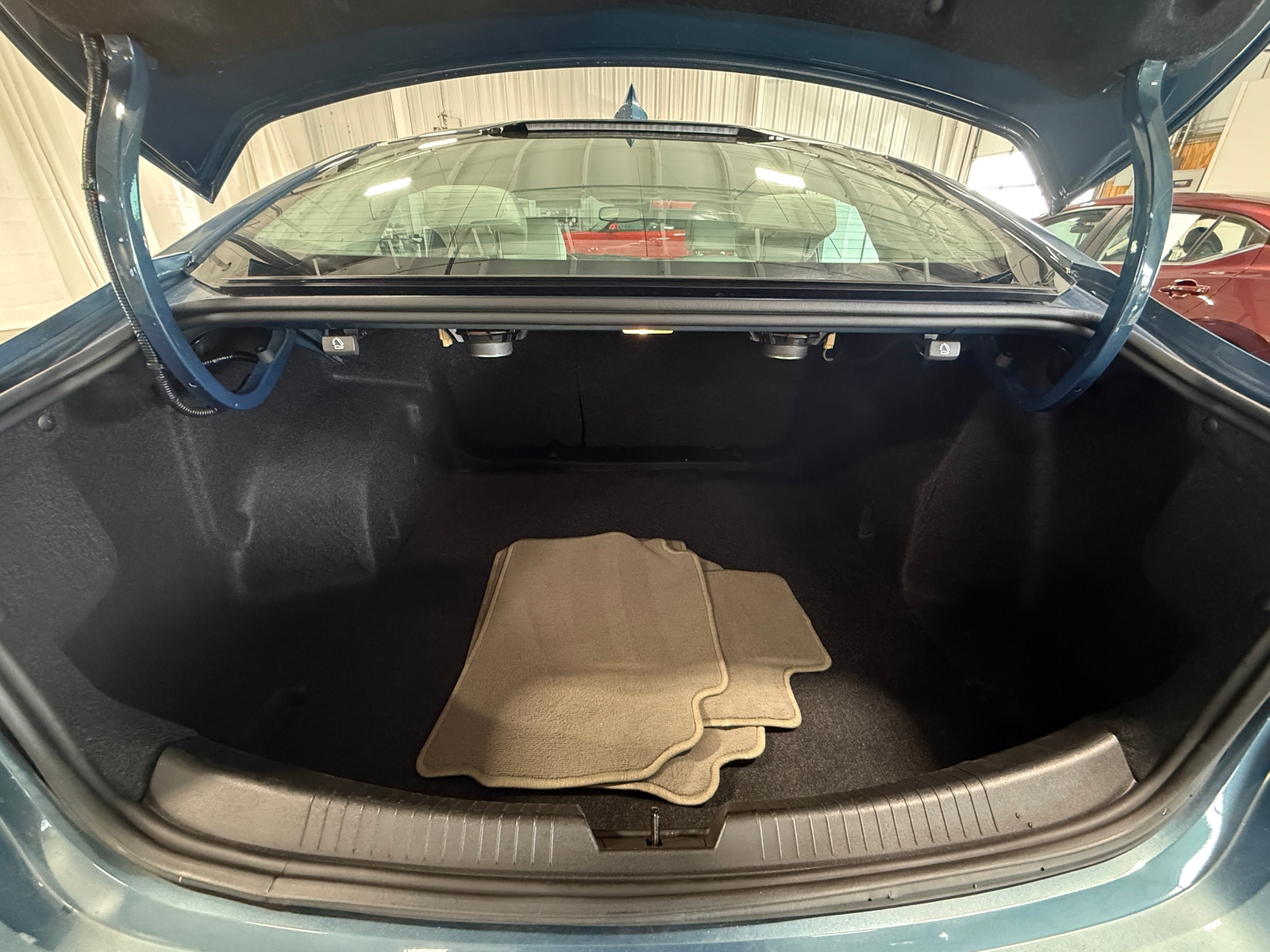 Thumbnail: 2024 Chevrolet Malibu - 7