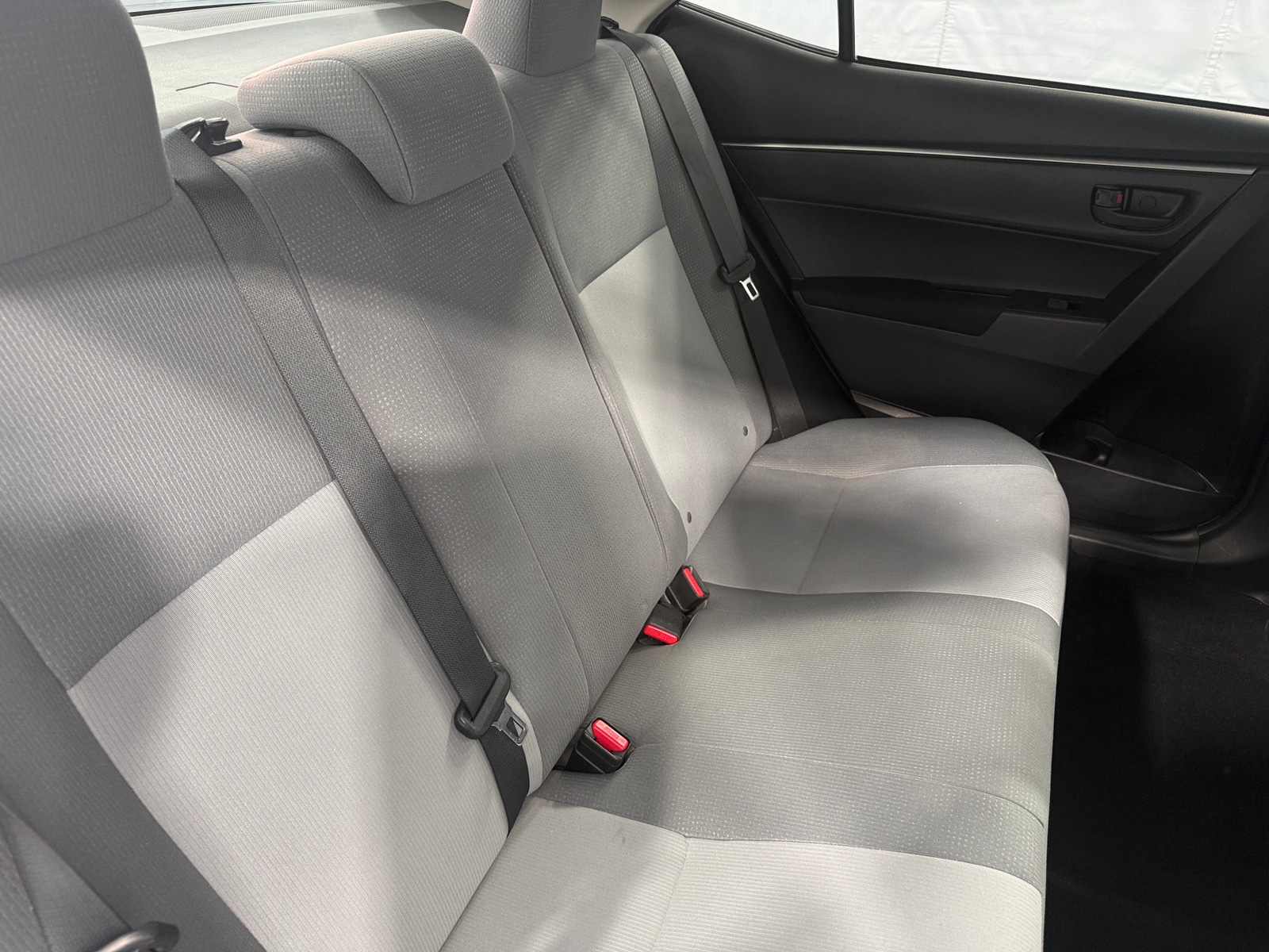 Thumbnail: 2015 Toyota Corolla - 6