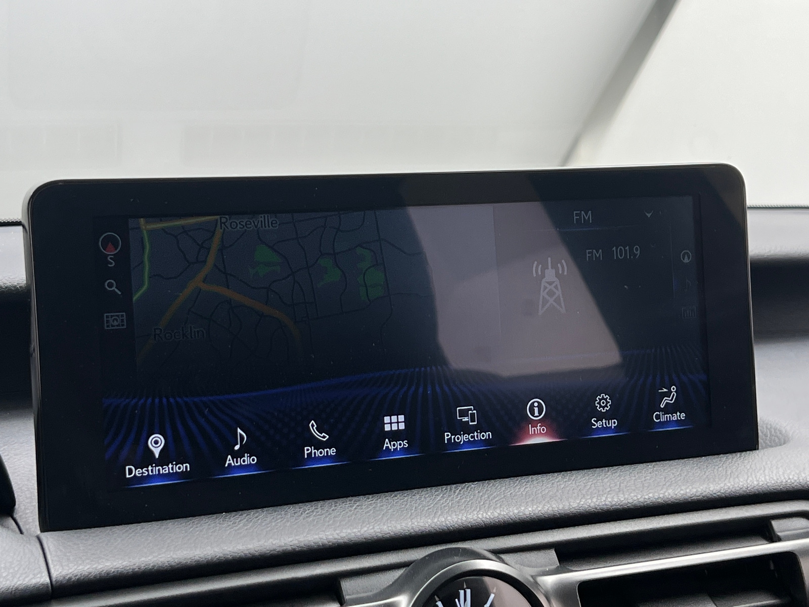 Thumbnail: 2023 Lexus IS - 3