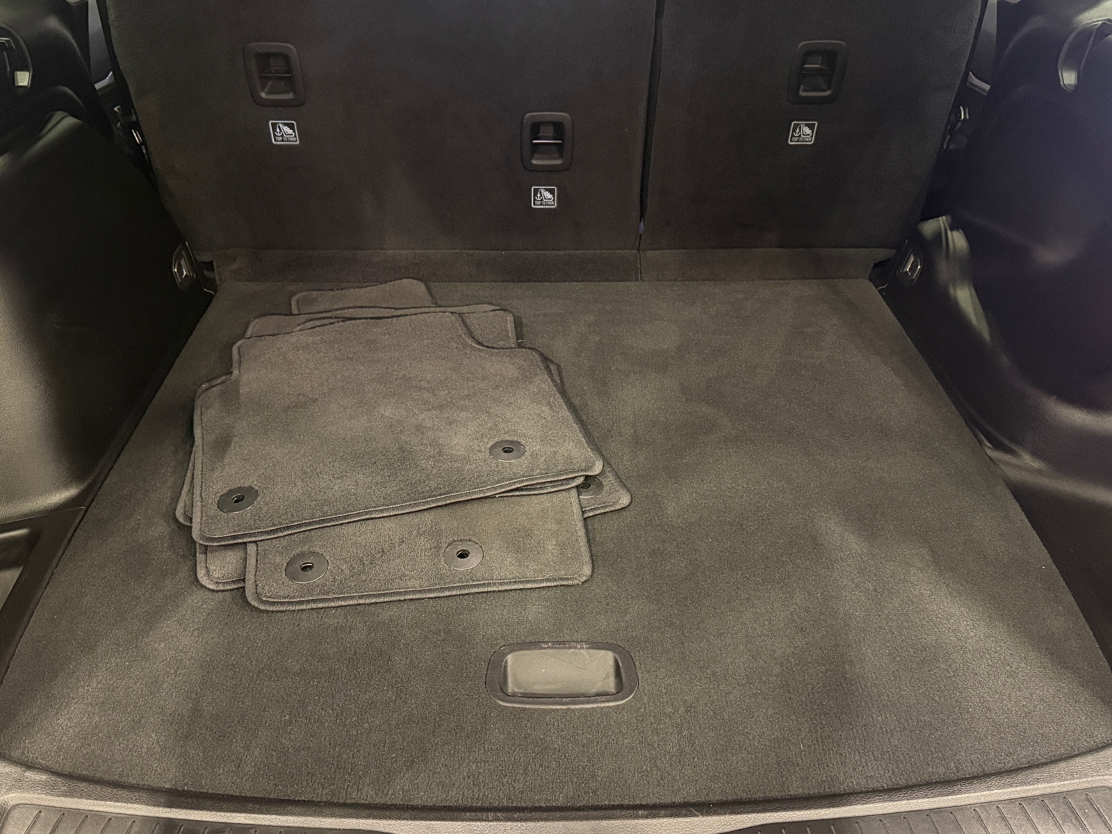 Thumbnail: 2023 Jeep Grand Cherokee - 6