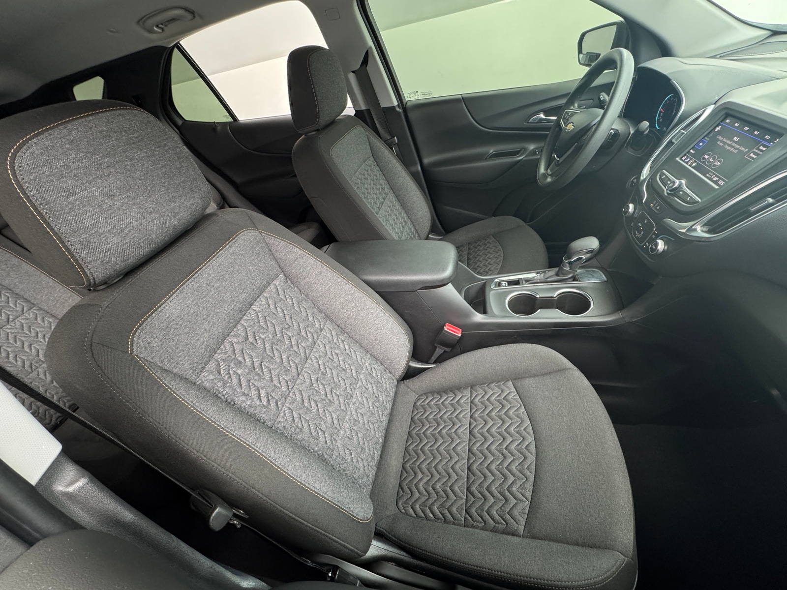 Thumbnail: 2023 Chevrolet Equinox - 2