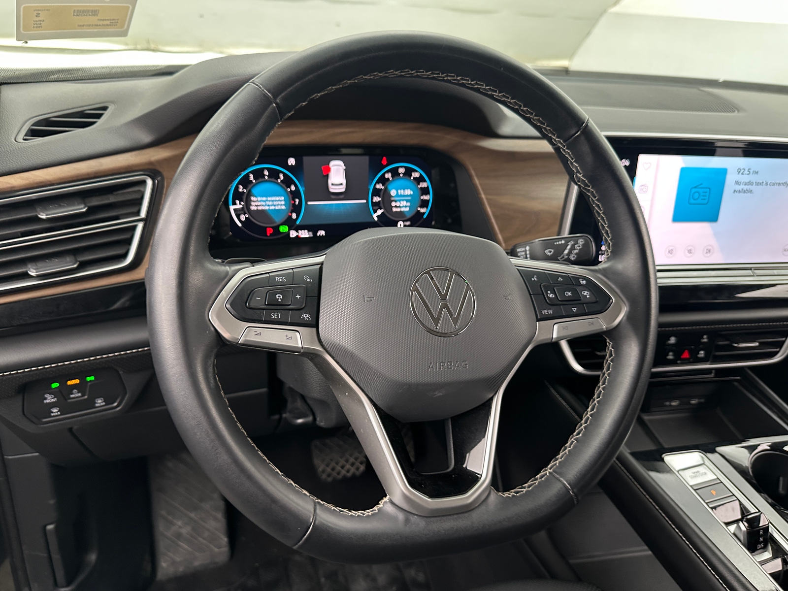 Thumbnail: 2024 Volkswagen Atlas - 4