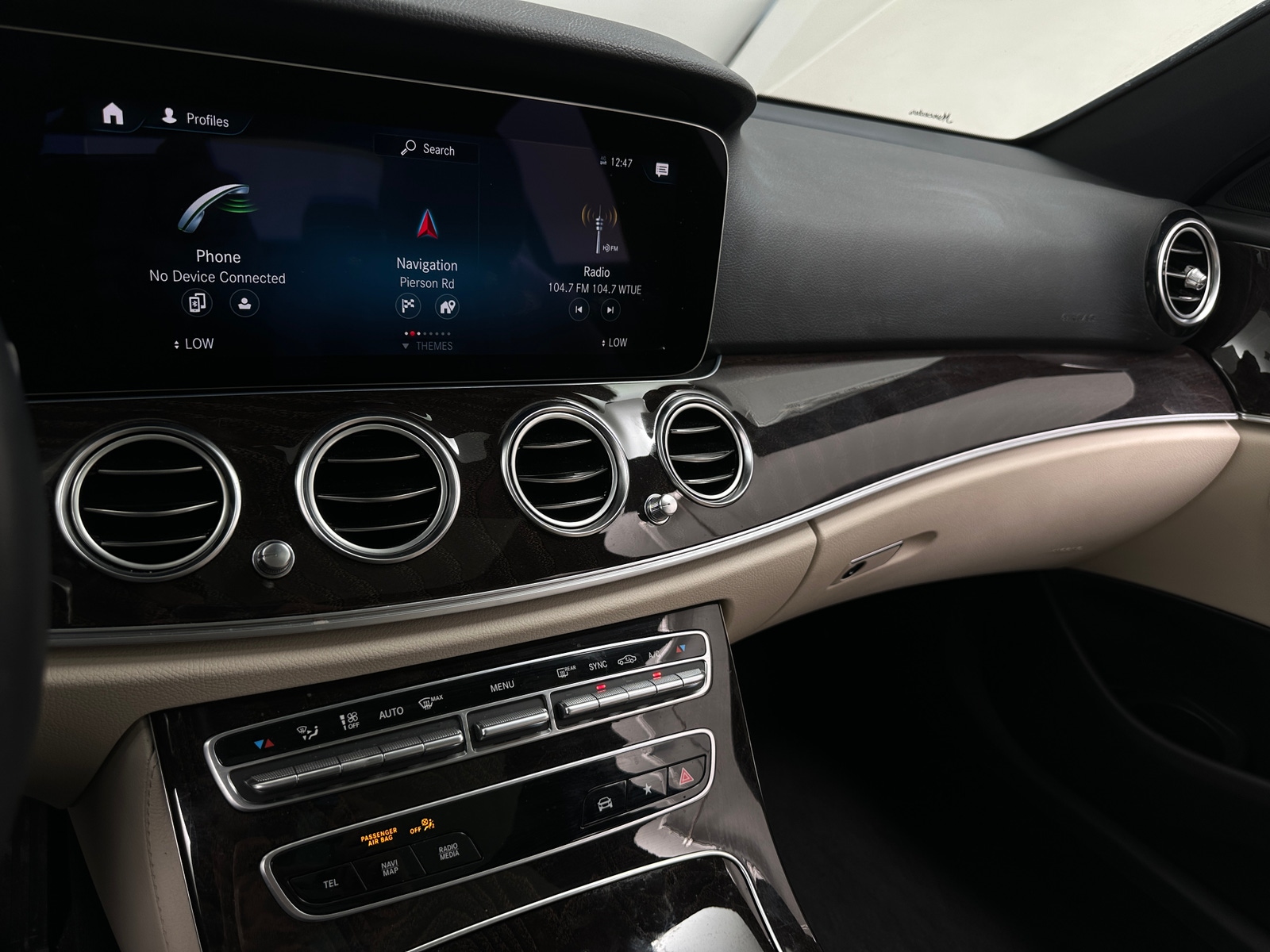 Thumbnail: 2021 Mercedes-Benz E-Class - 3