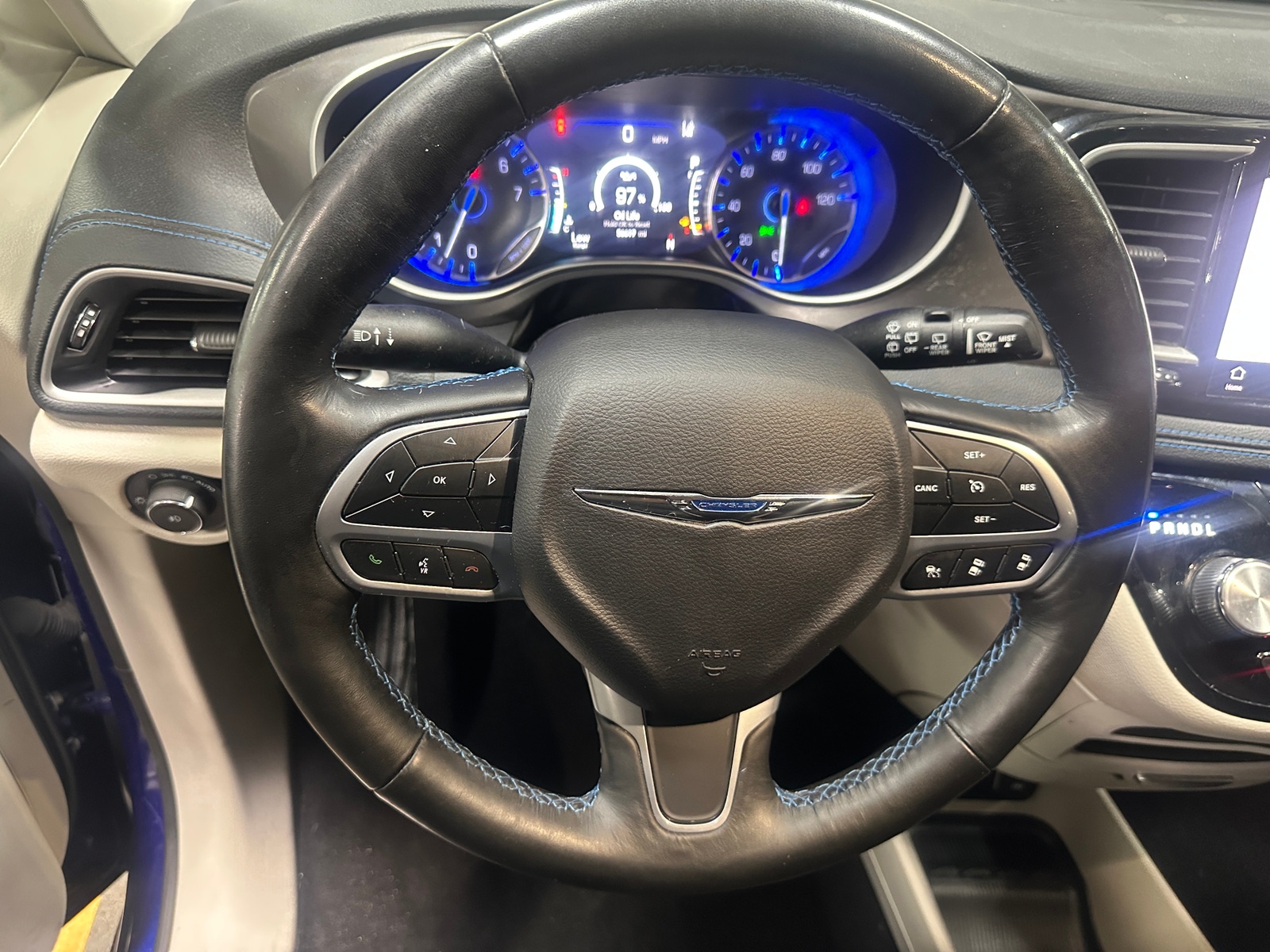 Thumbnail: 2021 Chrysler Pacifica - 4