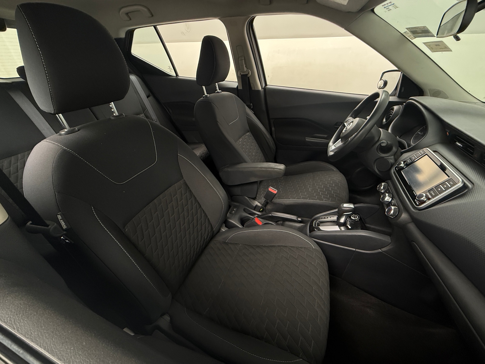 Thumbnail: 2022 Nissan Kicks - 2