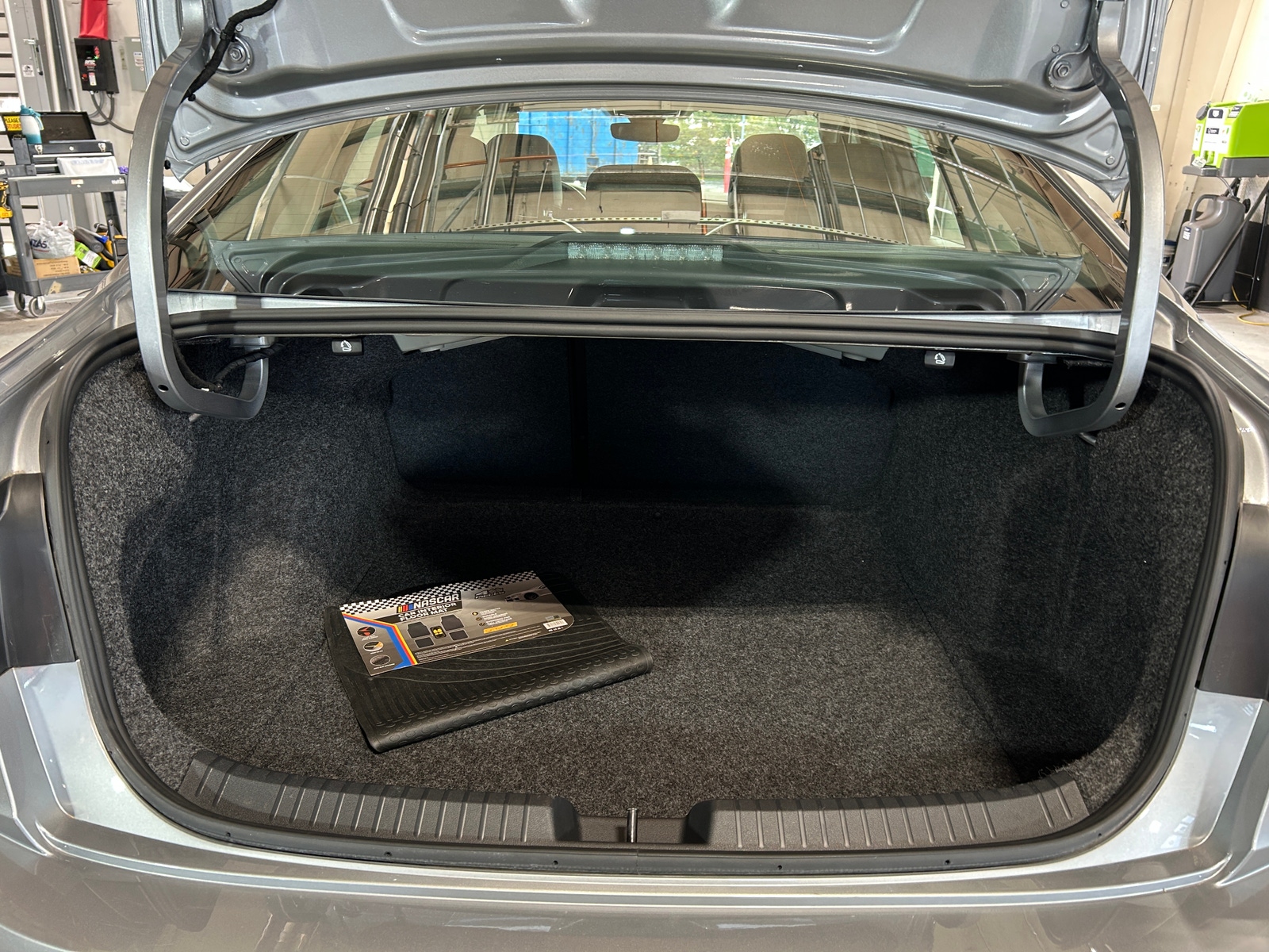 Thumbnail: 2025 Volkswagen Jetta - 6