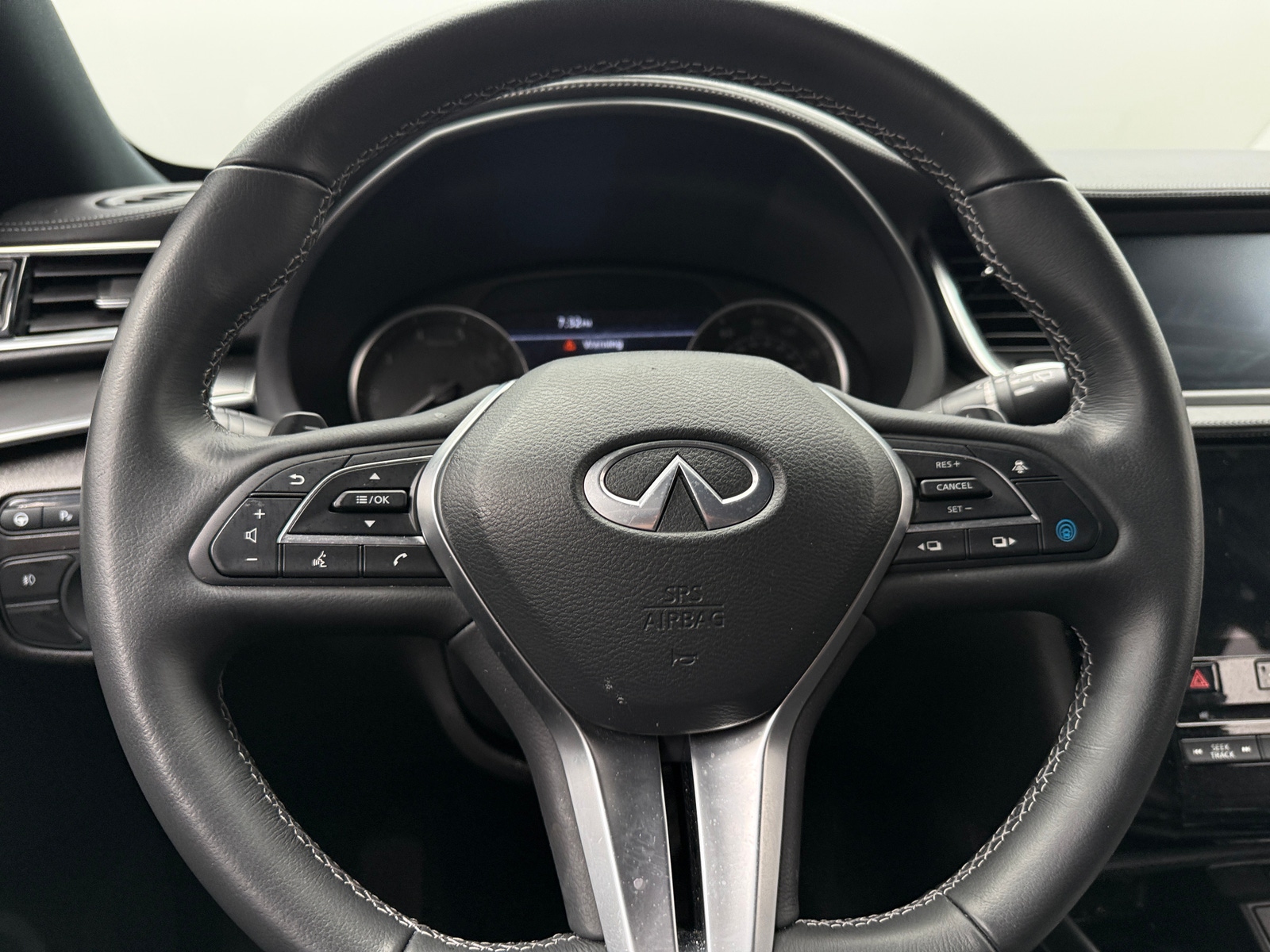 Thumbnail: 2025 INFINITI QX55 - 4