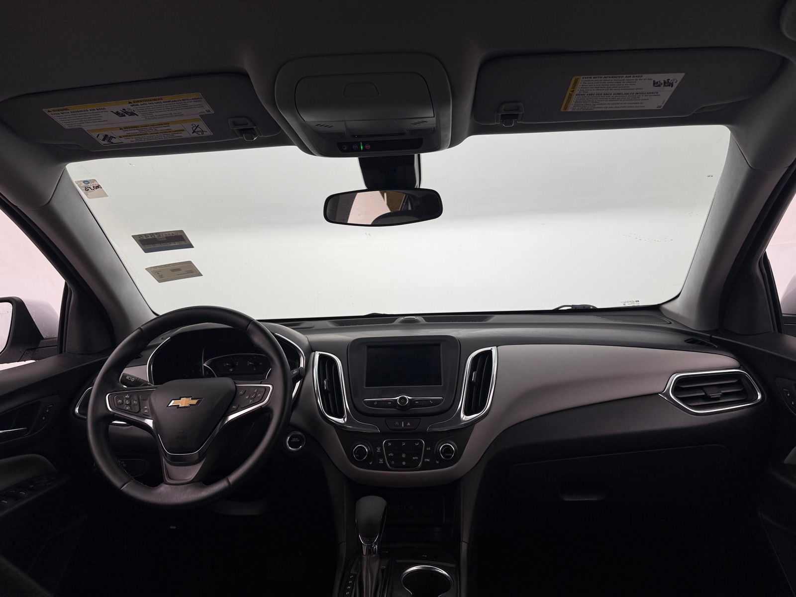 Thumbnail: 2023 Chevrolet Equinox - 3