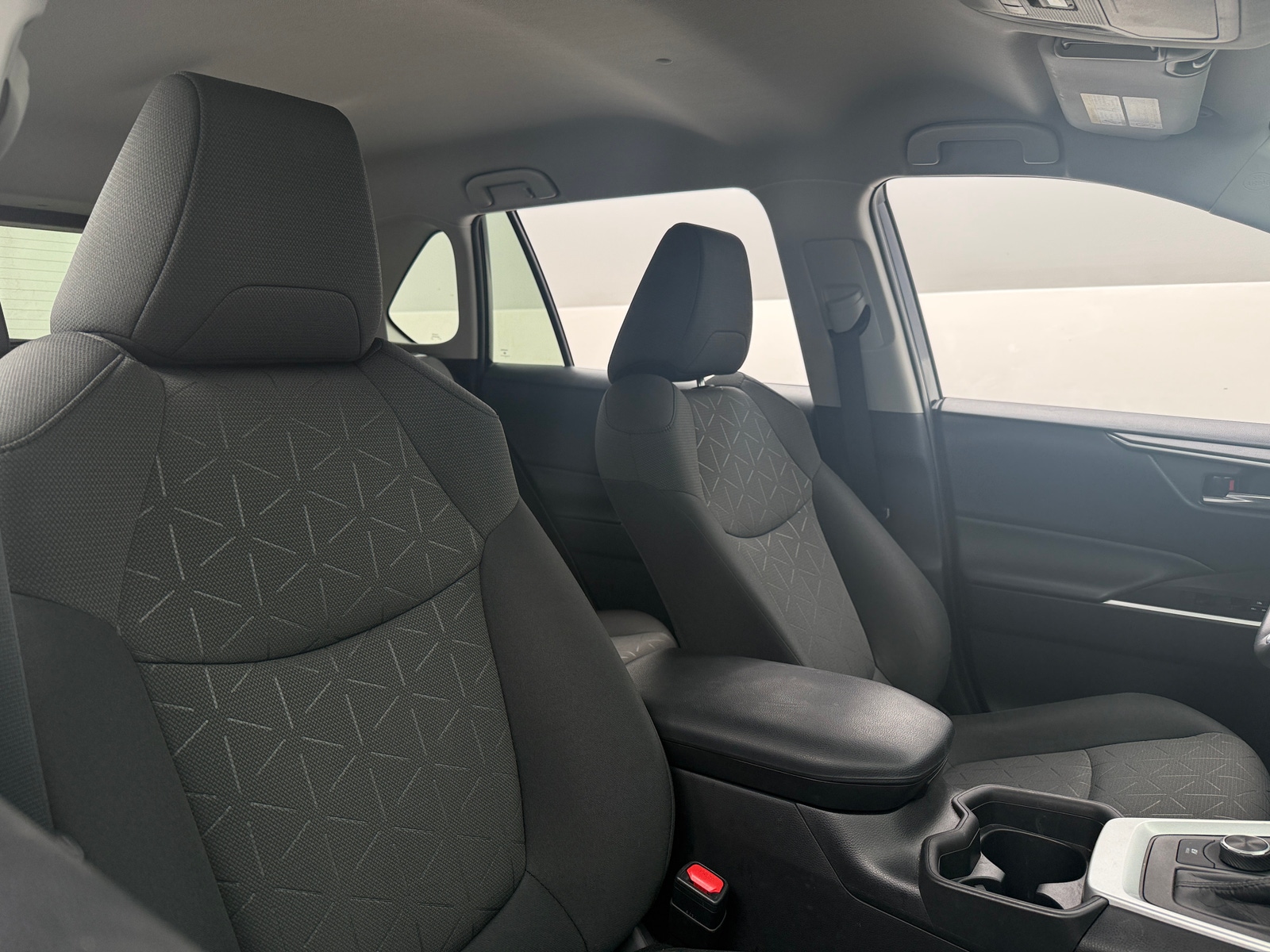 Thumbnail: 2020 Toyota RAV4 - 2