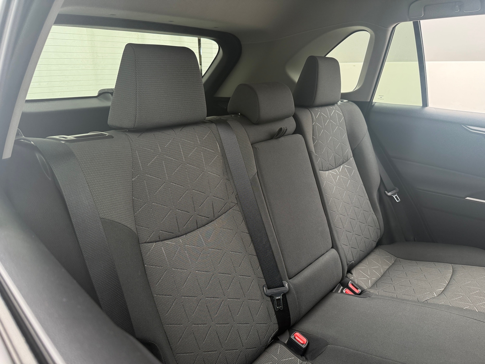 Thumbnail: 2020 Toyota RAV4 - 6