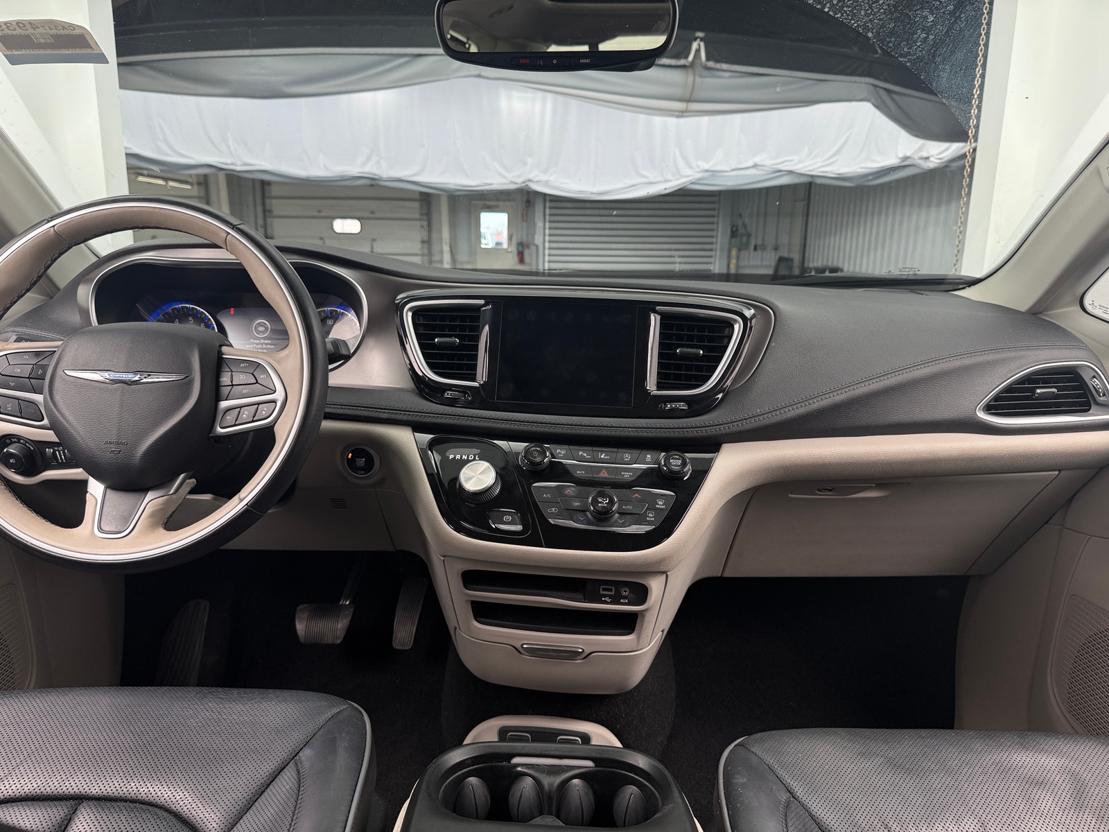 Thumbnail: 2018 Chrysler Pacifica - 2