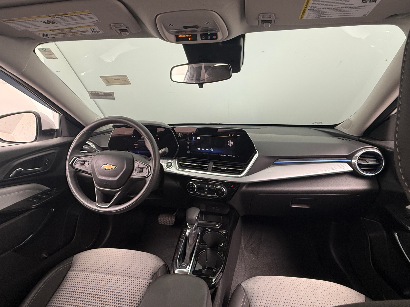 Thumbnail: 2024 Chevrolet Trax - 3