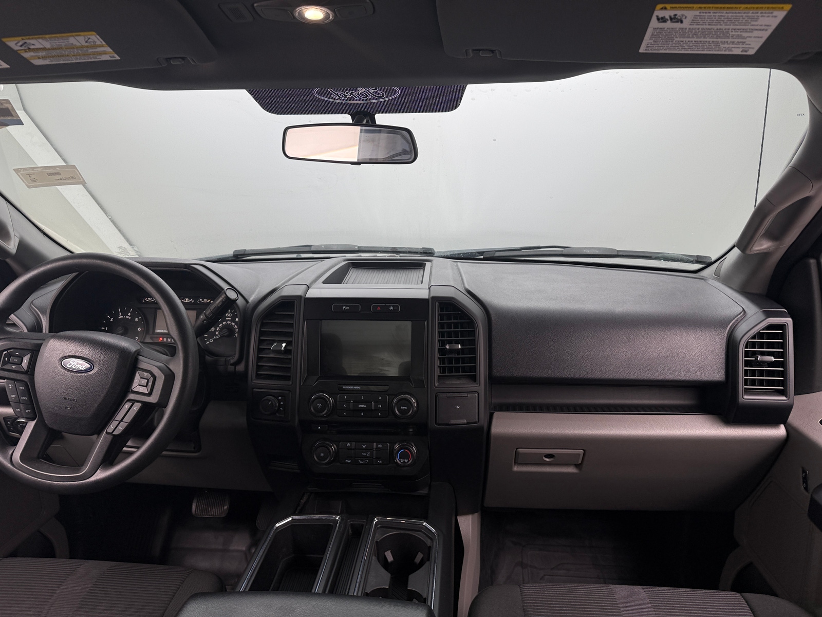 Thumbnail: 2017 Ford Econoline - 3