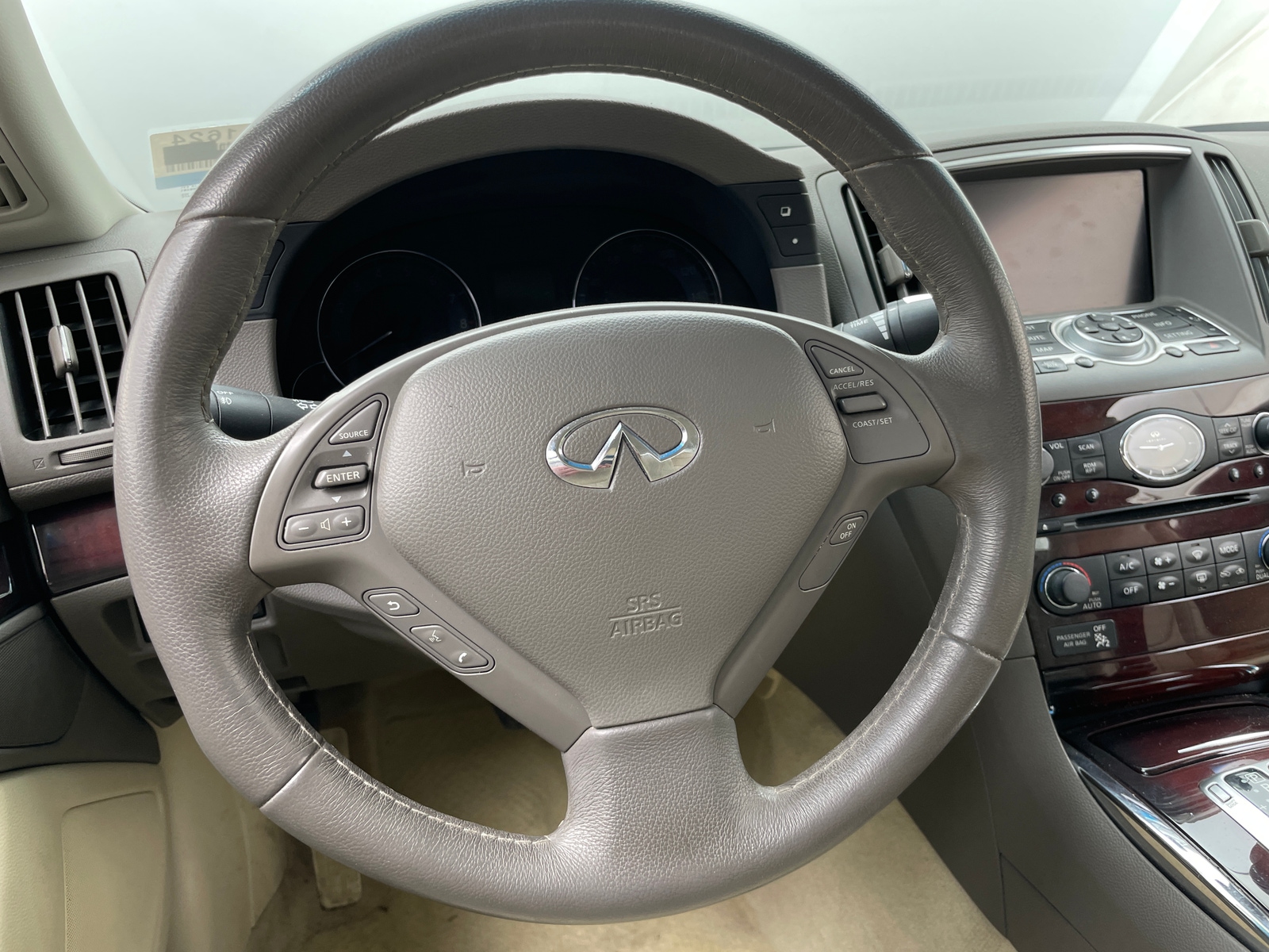 Thumbnail: 2012 INFINITI G37 - 3