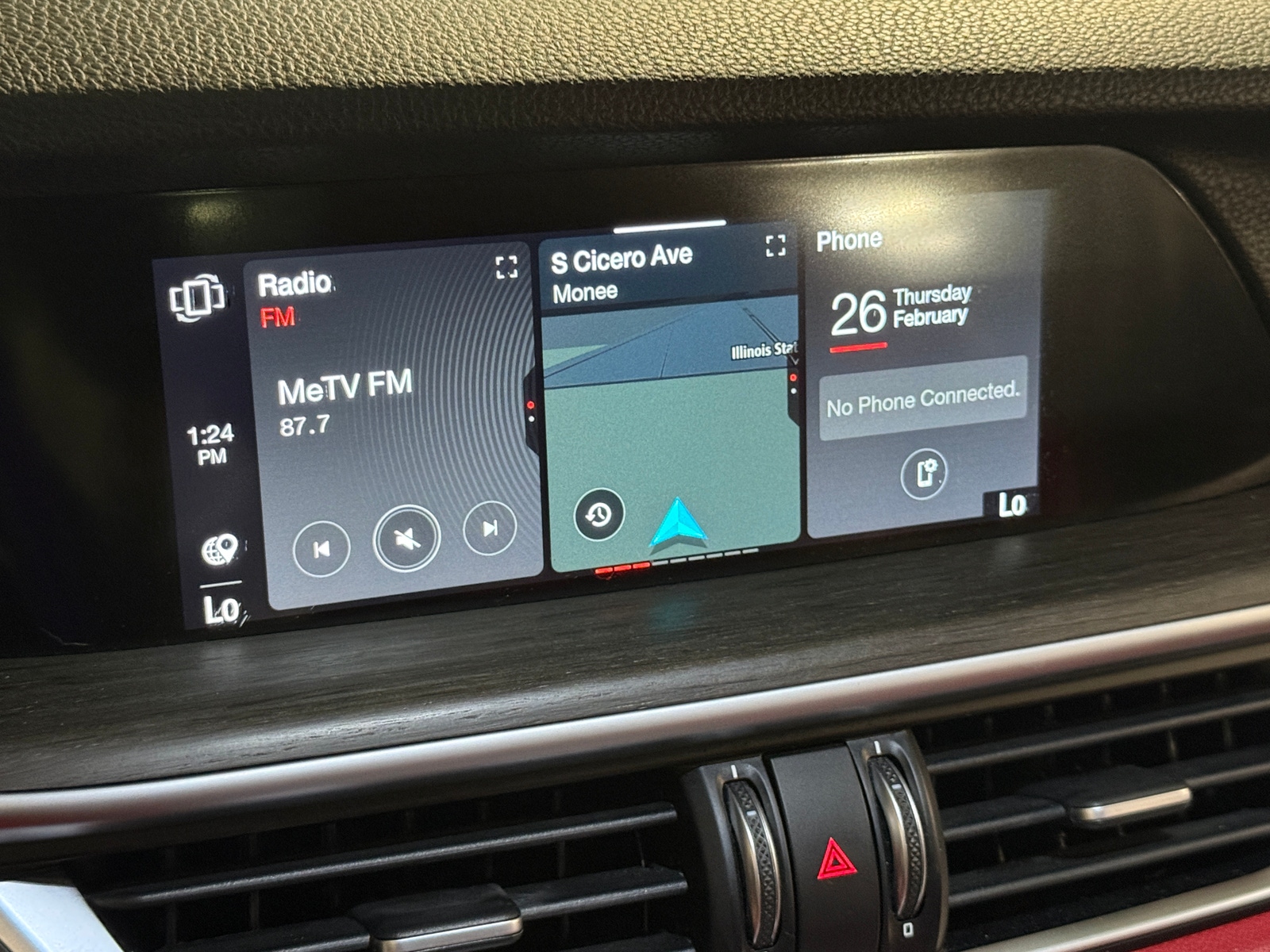 Thumbnail: 2021 Alfa Romeo Stelvio - 3