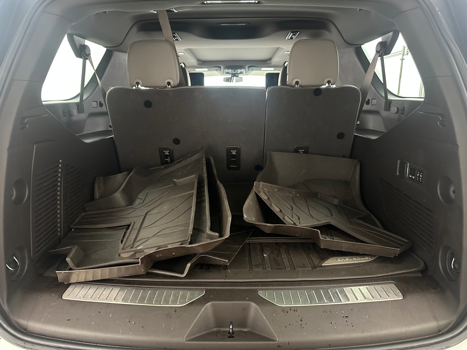 Thumbnail: 2022 Chevrolet Suburban - 6