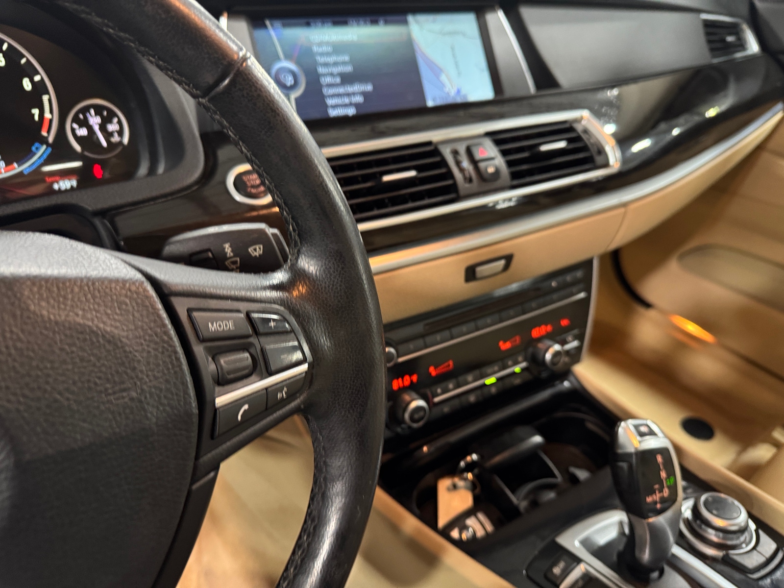 Thumbnail: 2011 BMW 5 Series - 3