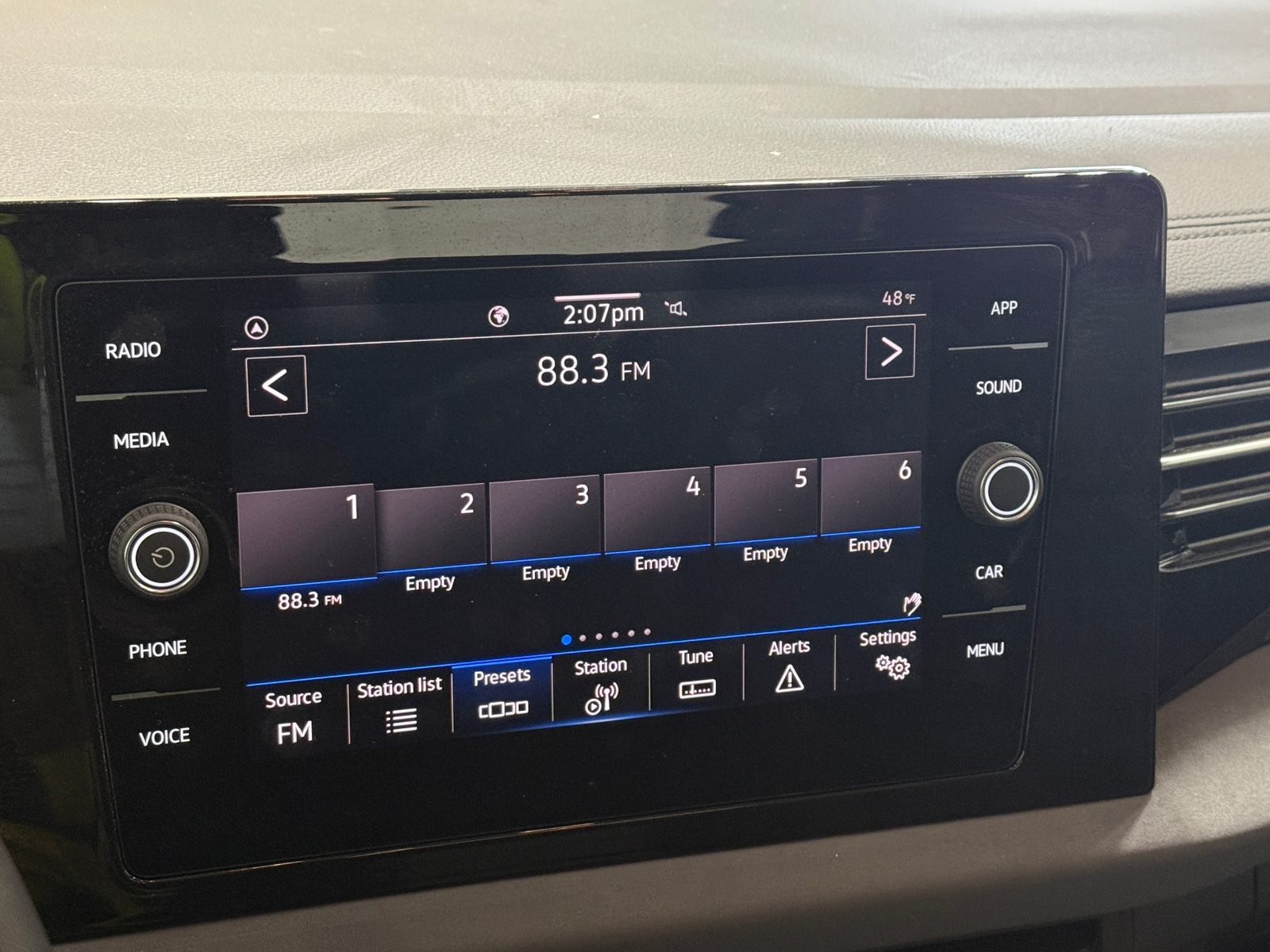 Thumbnail: 2025 Volkswagen Jetta - 4