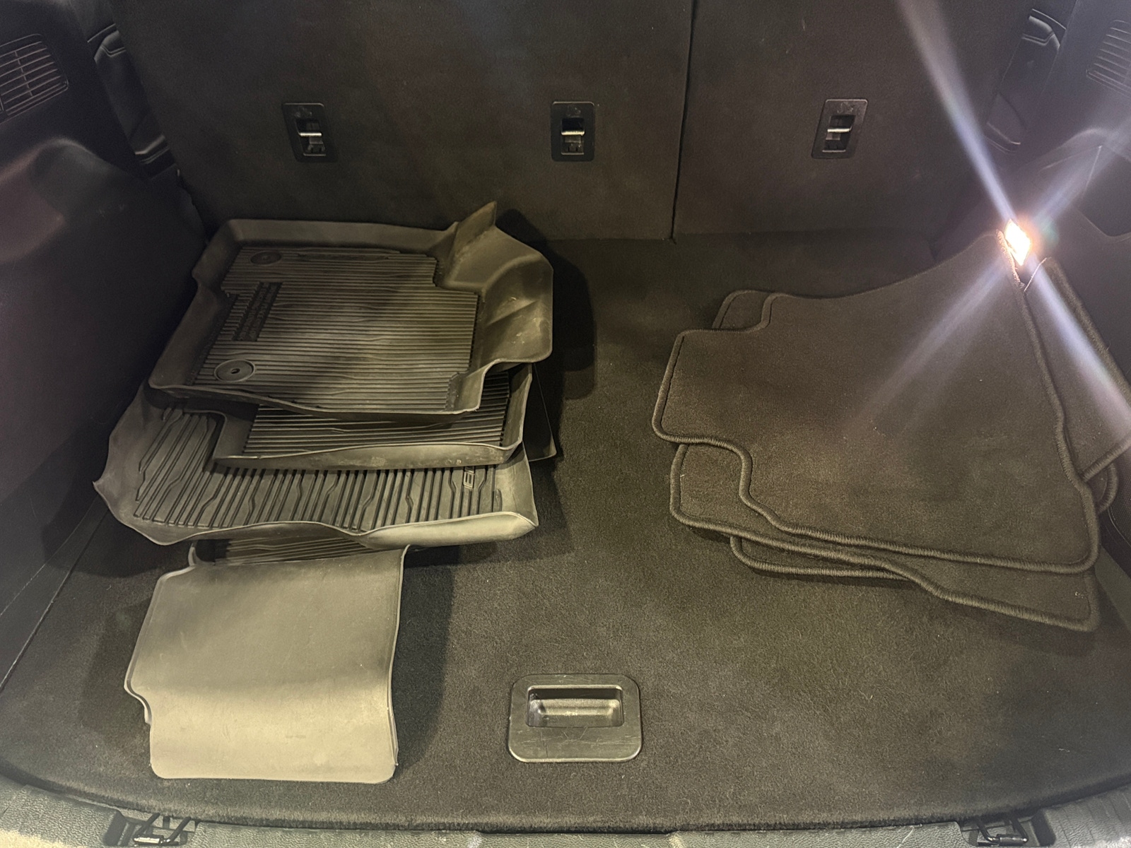 Thumbnail: 2020 Ford Edge - 6